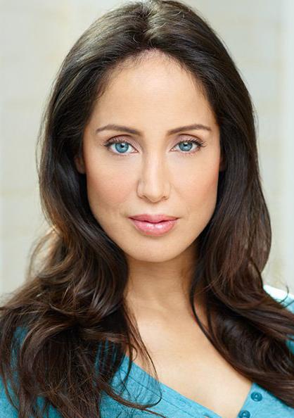 actor Trisha Echeverria large photo