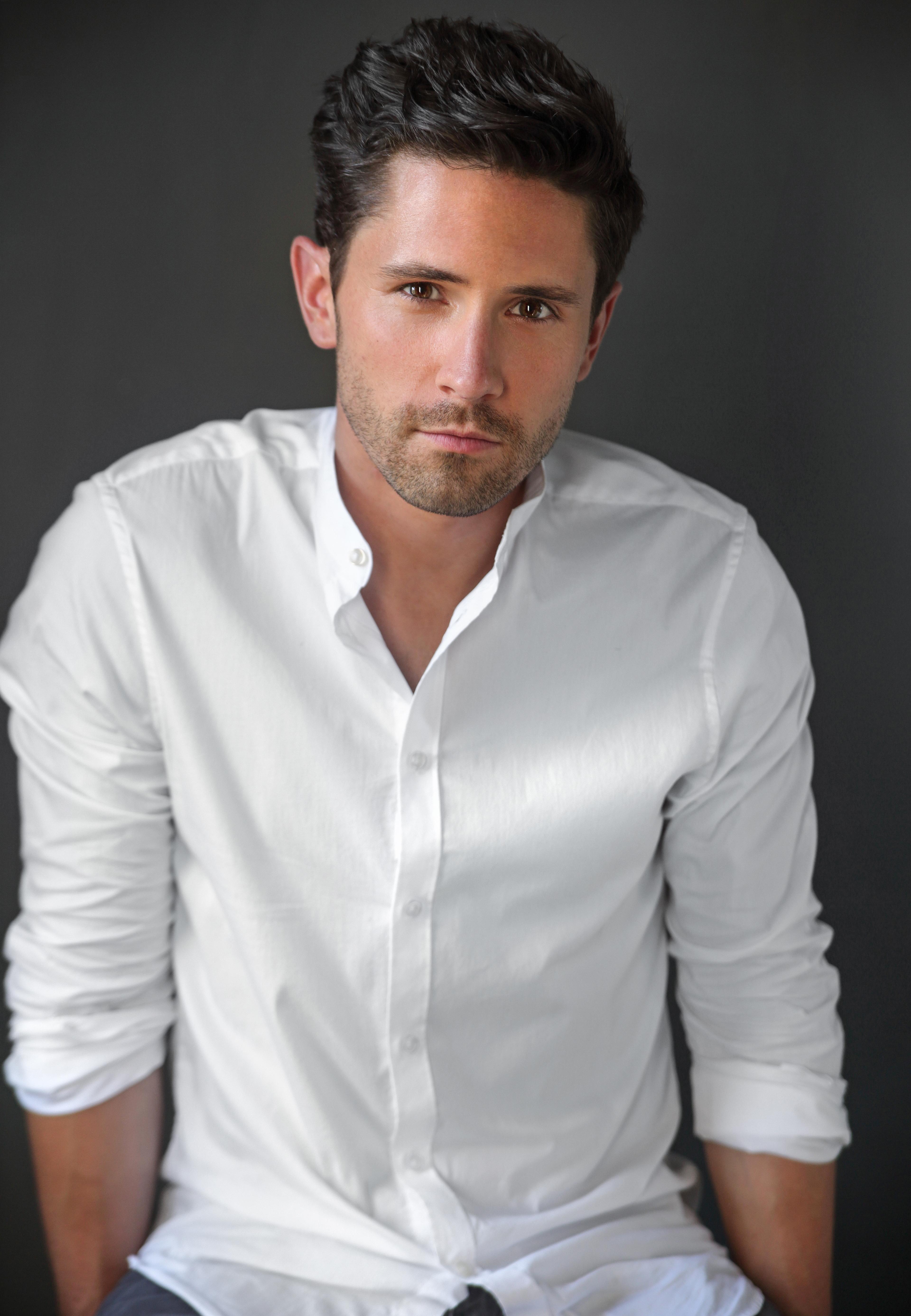 actor Evan Holtzman large photo