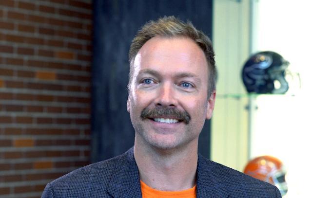 actor Bill Doty large photo