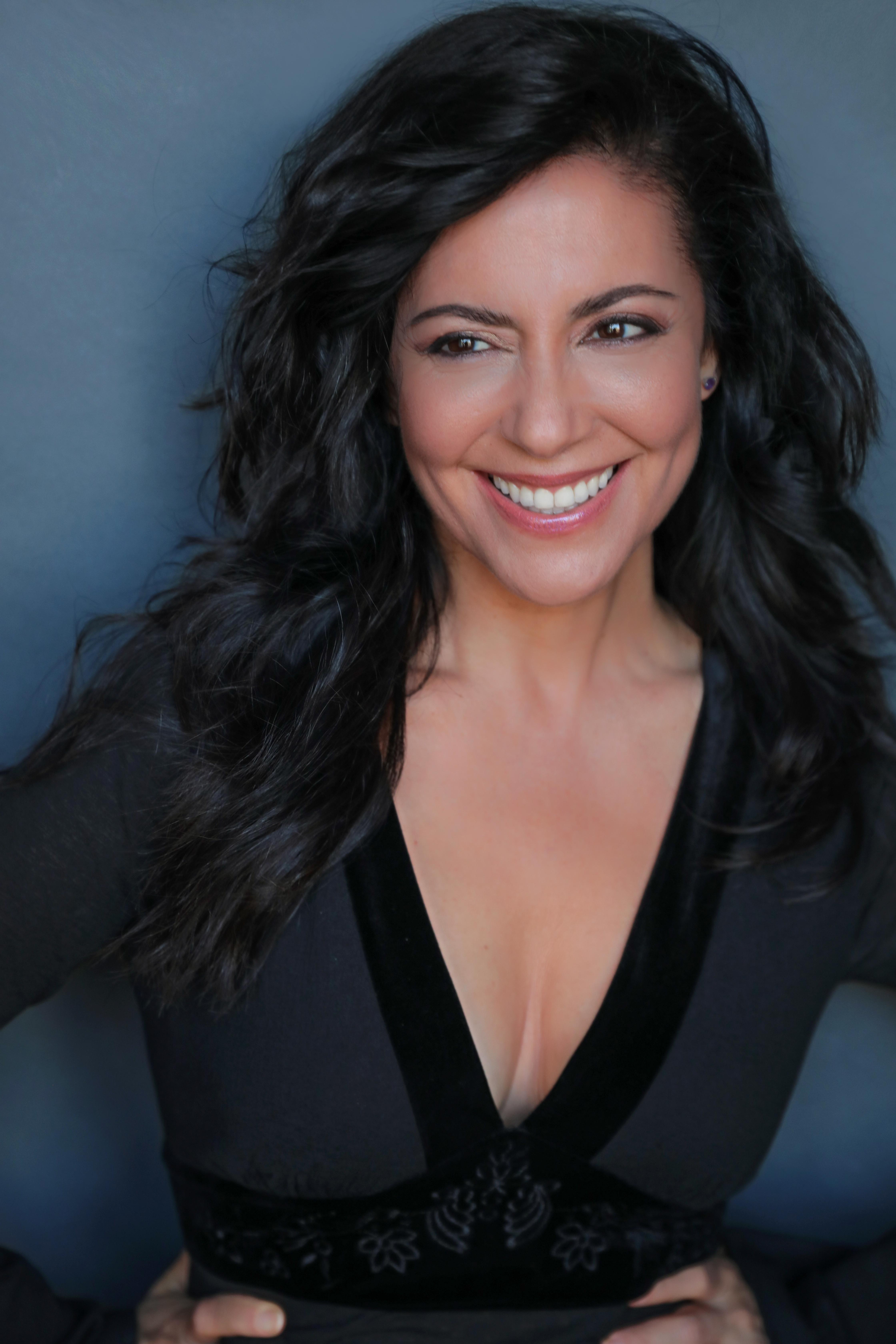 actor Karla Zamudio large photo