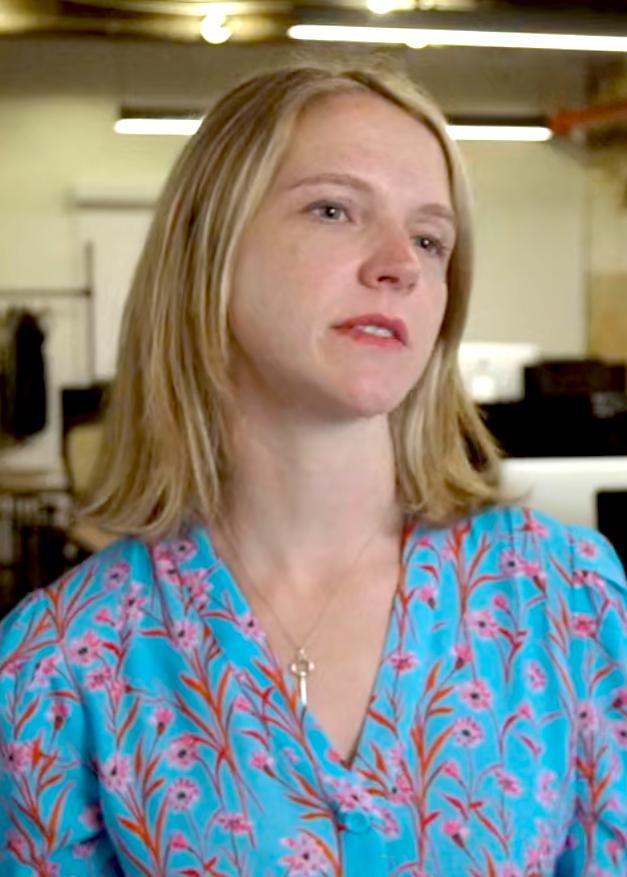 actor Mary Pilon large photo