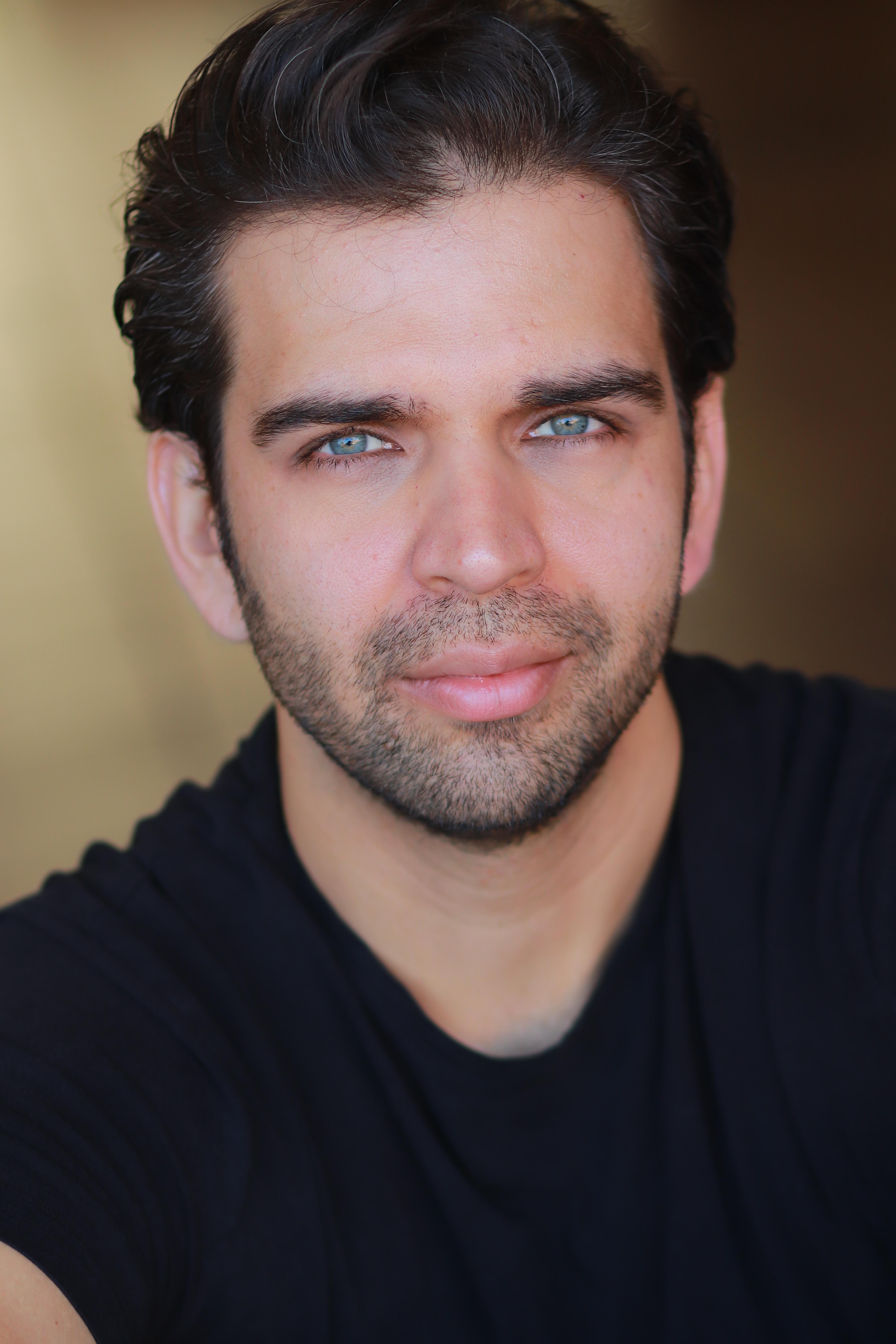 actor Tejas Shah large photo