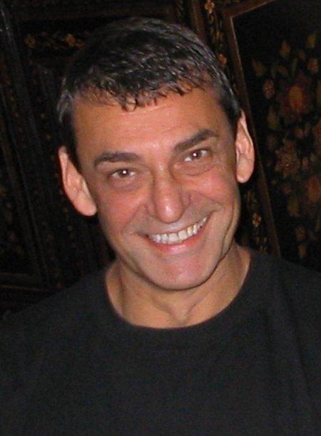 actor Bruce Carey large photo