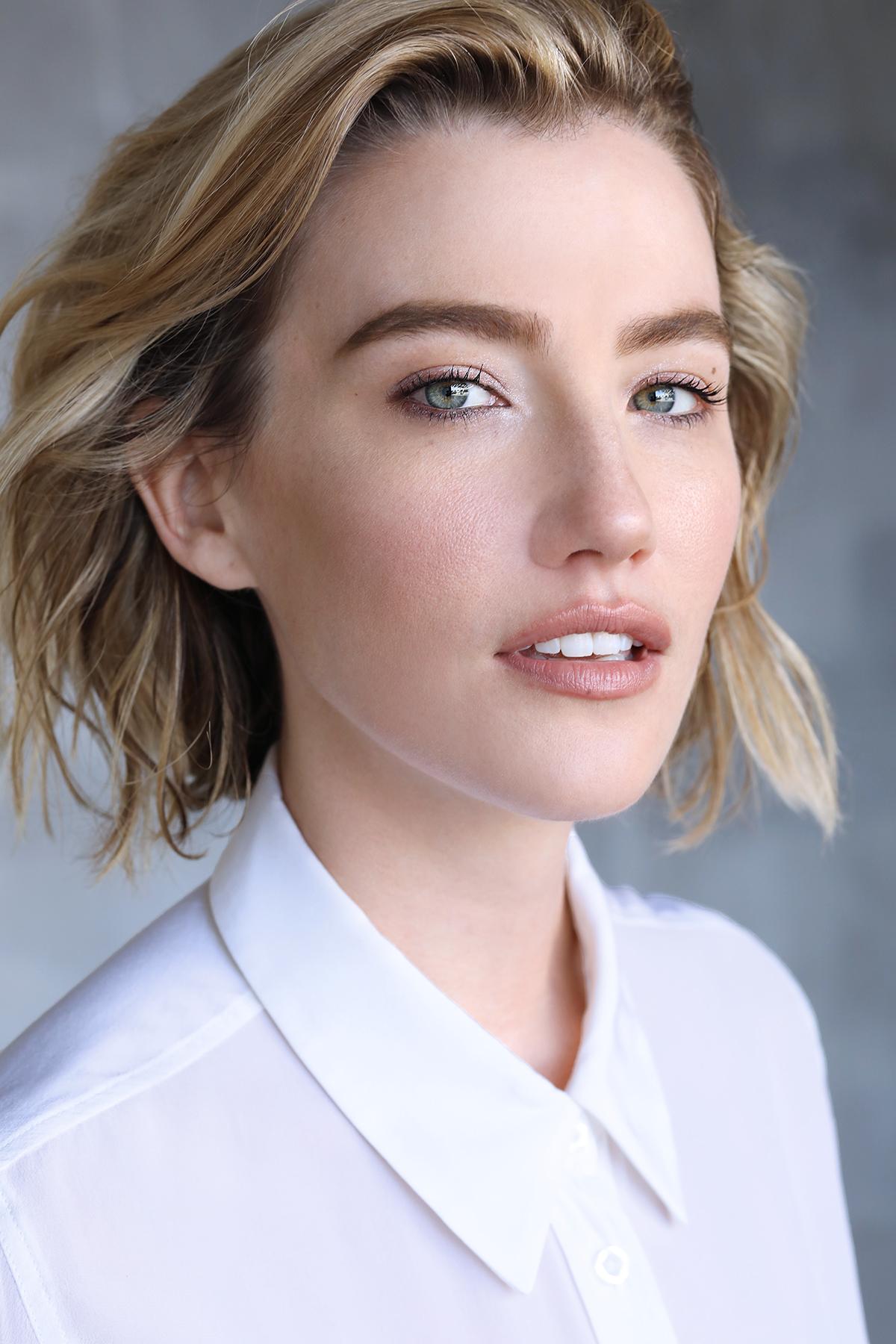 actor Jenni Melear large photo