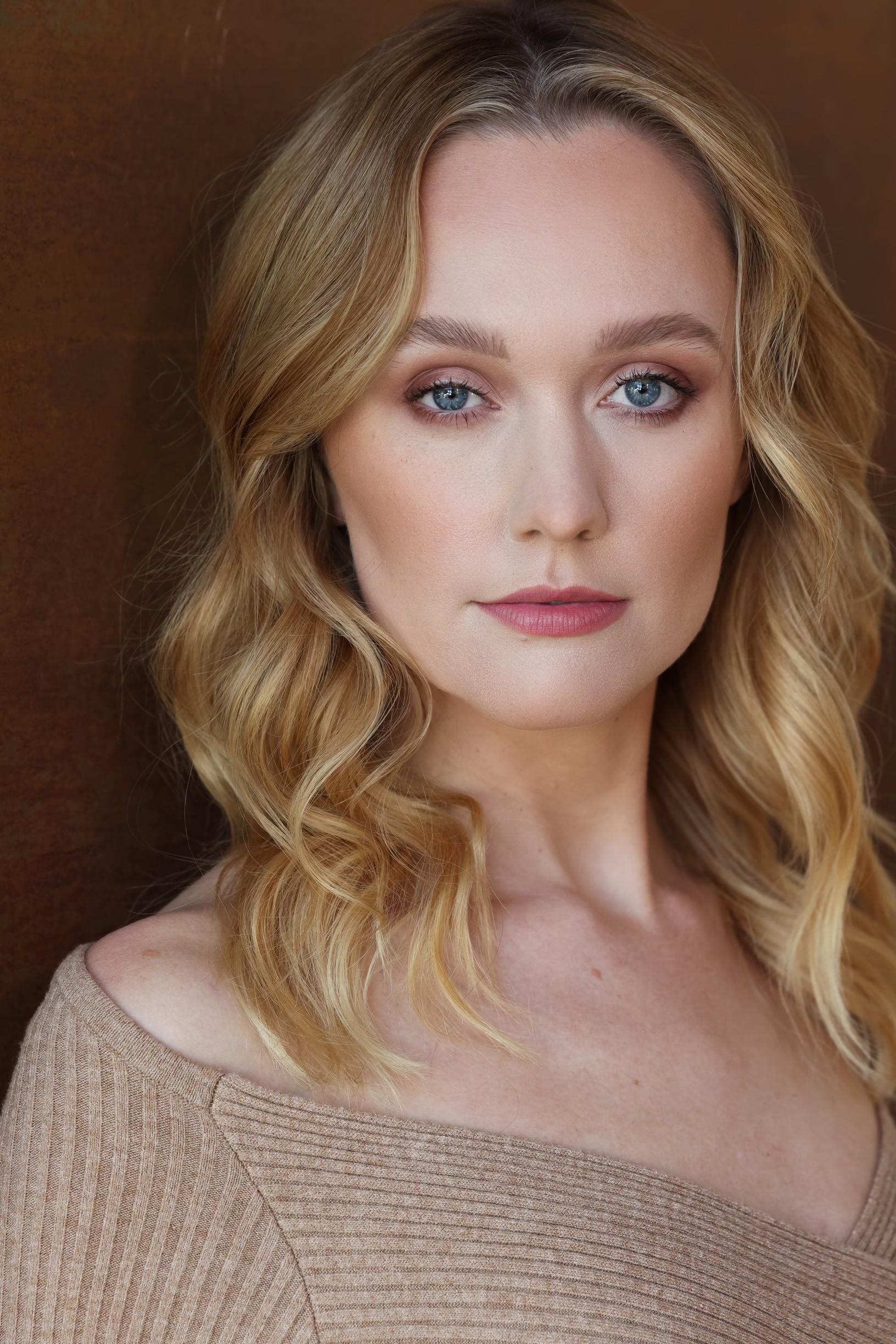 actor Andrea Susan Bush large photo