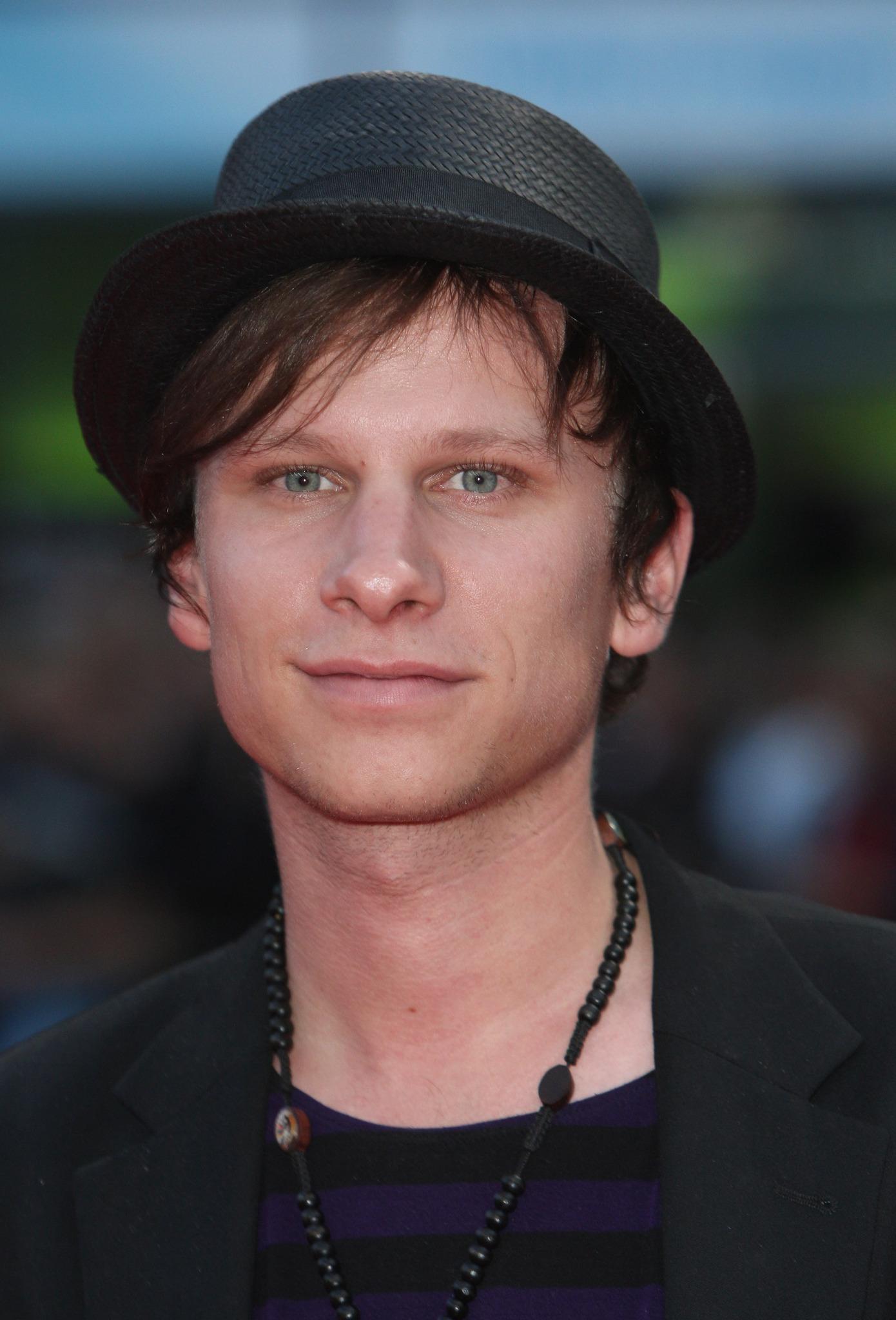 actor Robert Stadlober large photo