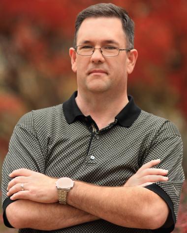 actor Roger Sampson large photo