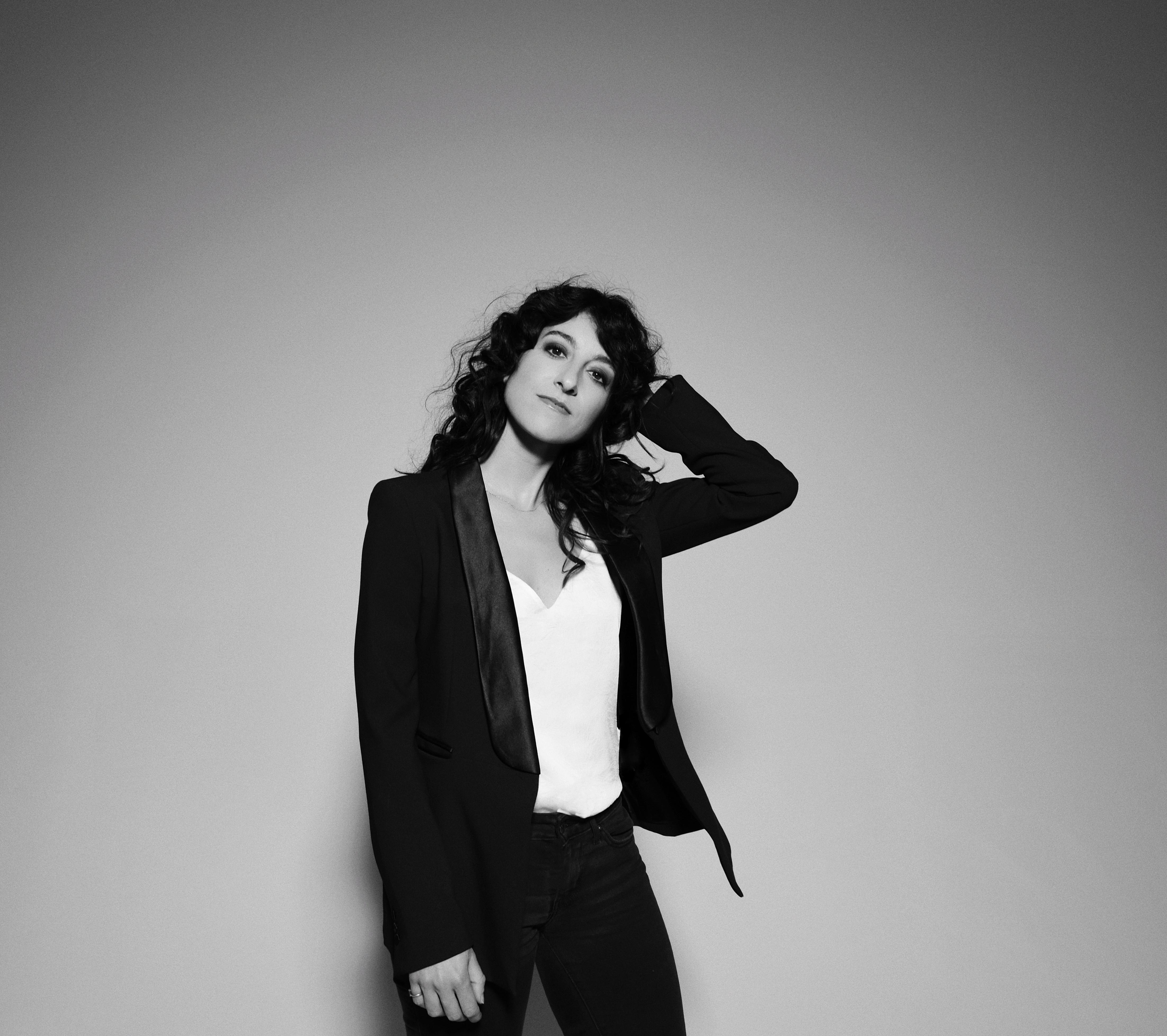 actor Jenna Laurenzo large photo