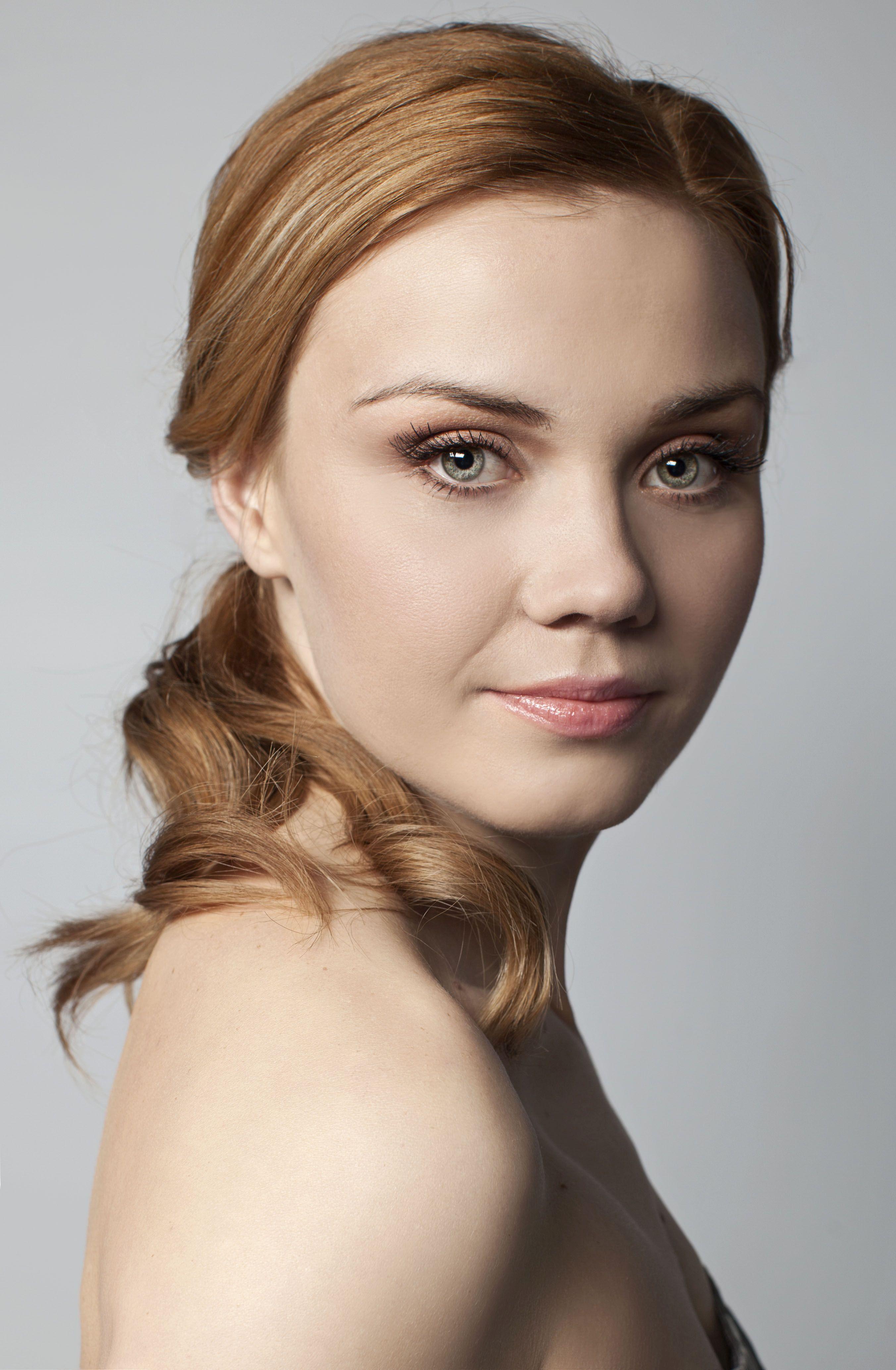 actor Alma Terzic large photo