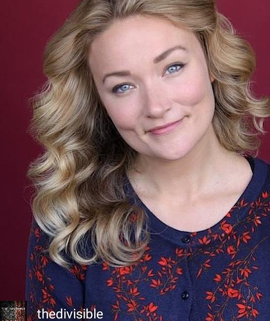 actor Nicole Starrett large photo