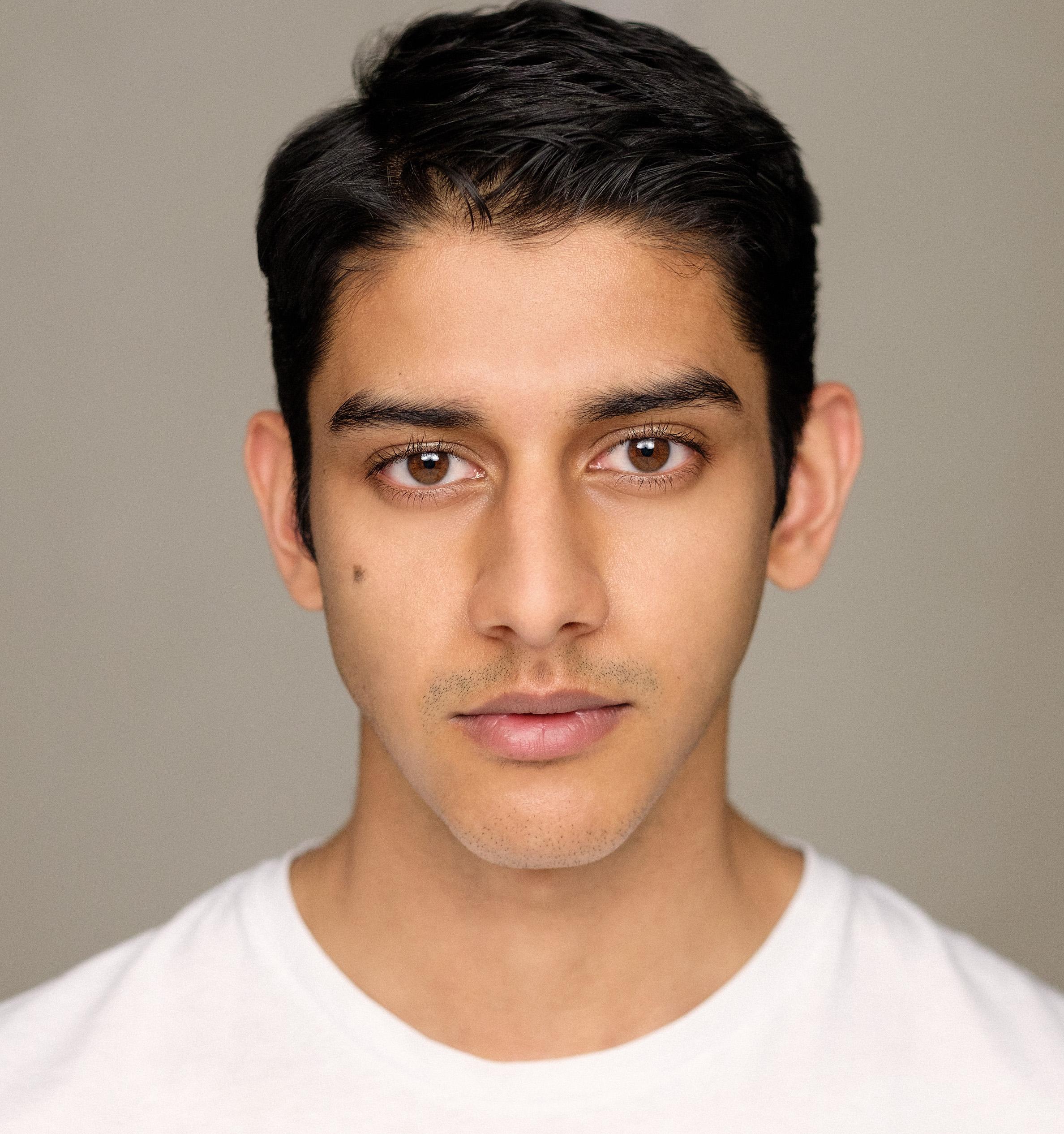 actor Dee Ahluwalia large photo