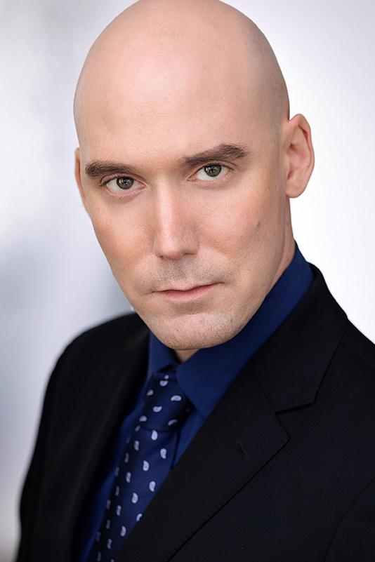 actor Aaron Berjohn large photo