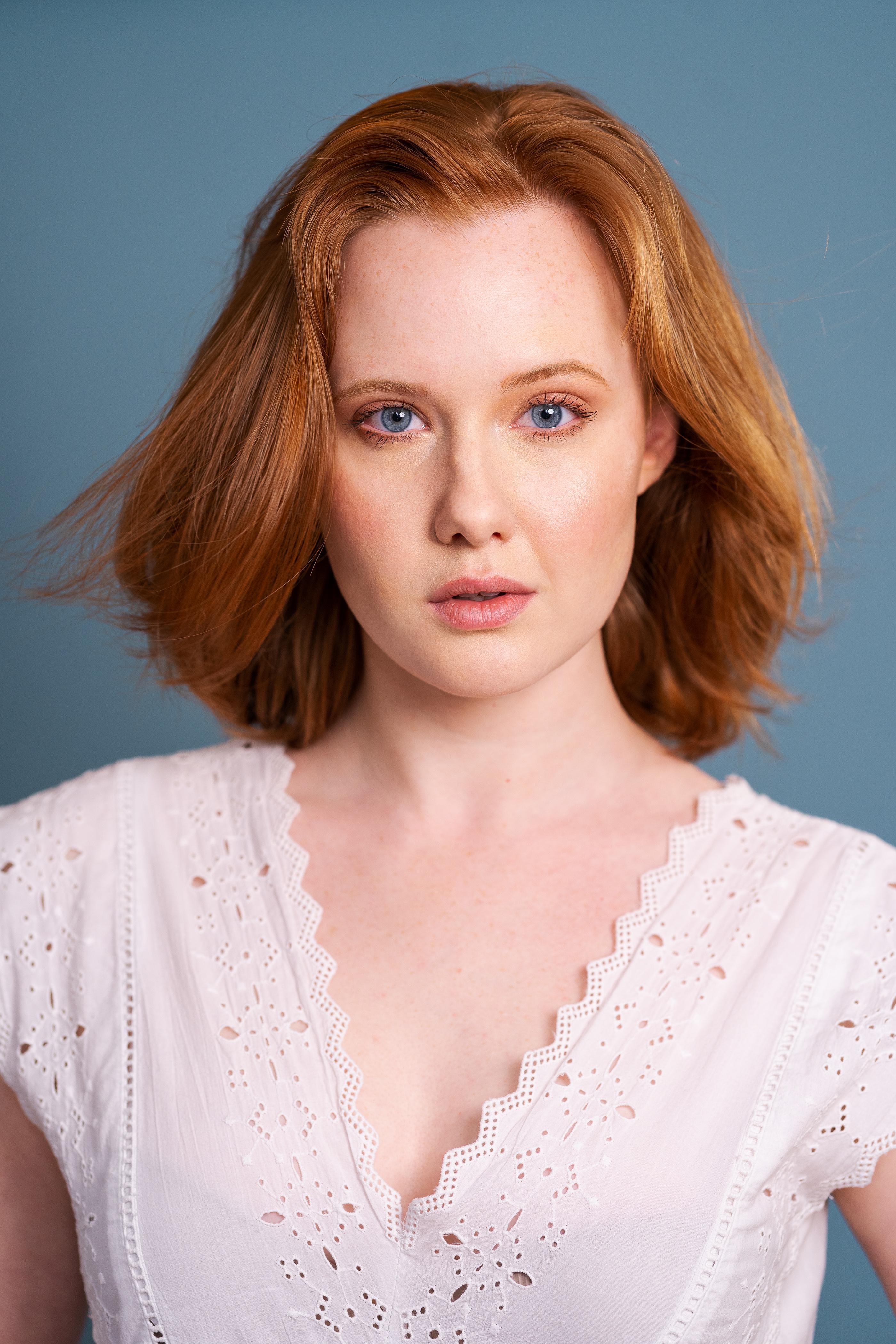 actor Casey Marie Ecker large photo