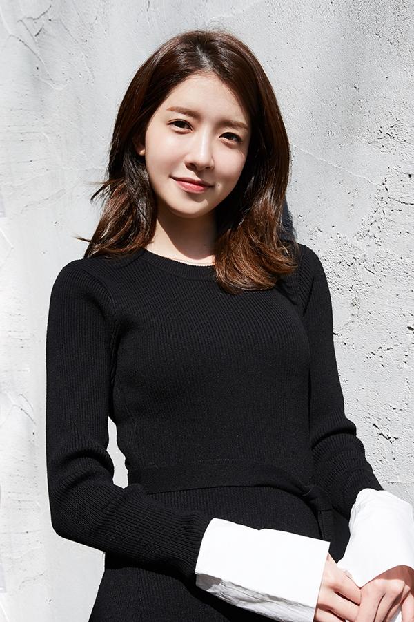 actor In-sun Jung large photo