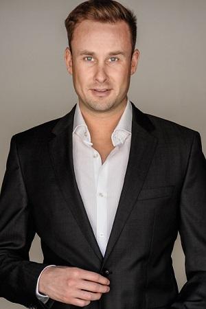 actor Conor Moriarty large photo