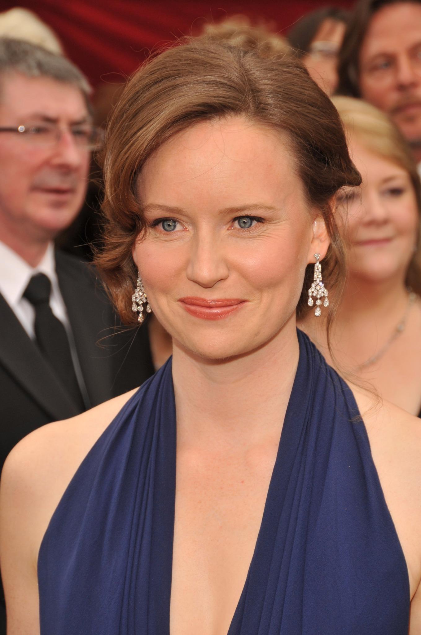 actor Charlotte Asprey large photo