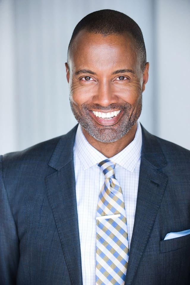 actor Lowell Deo large photo