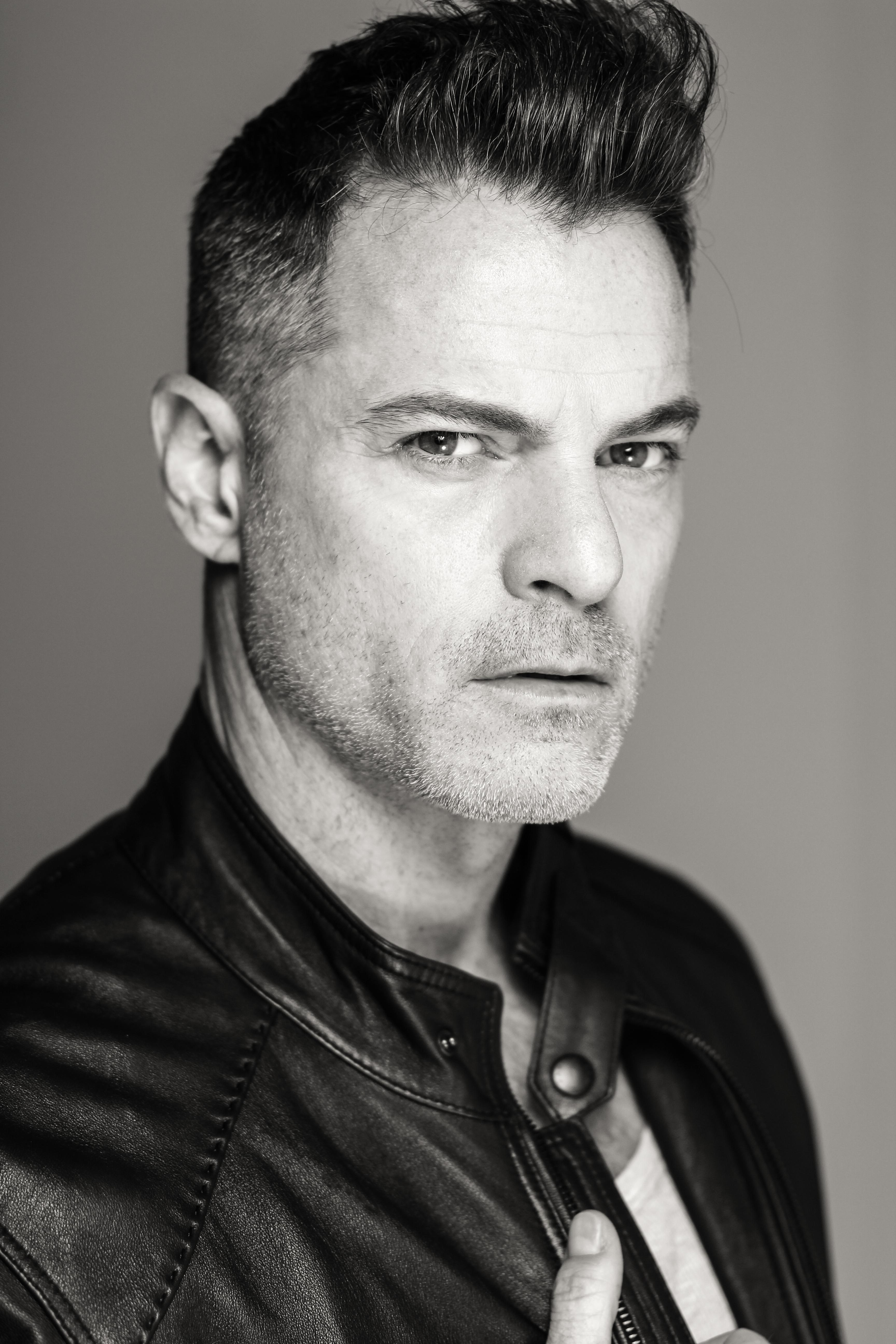 actor David Chevers large photo