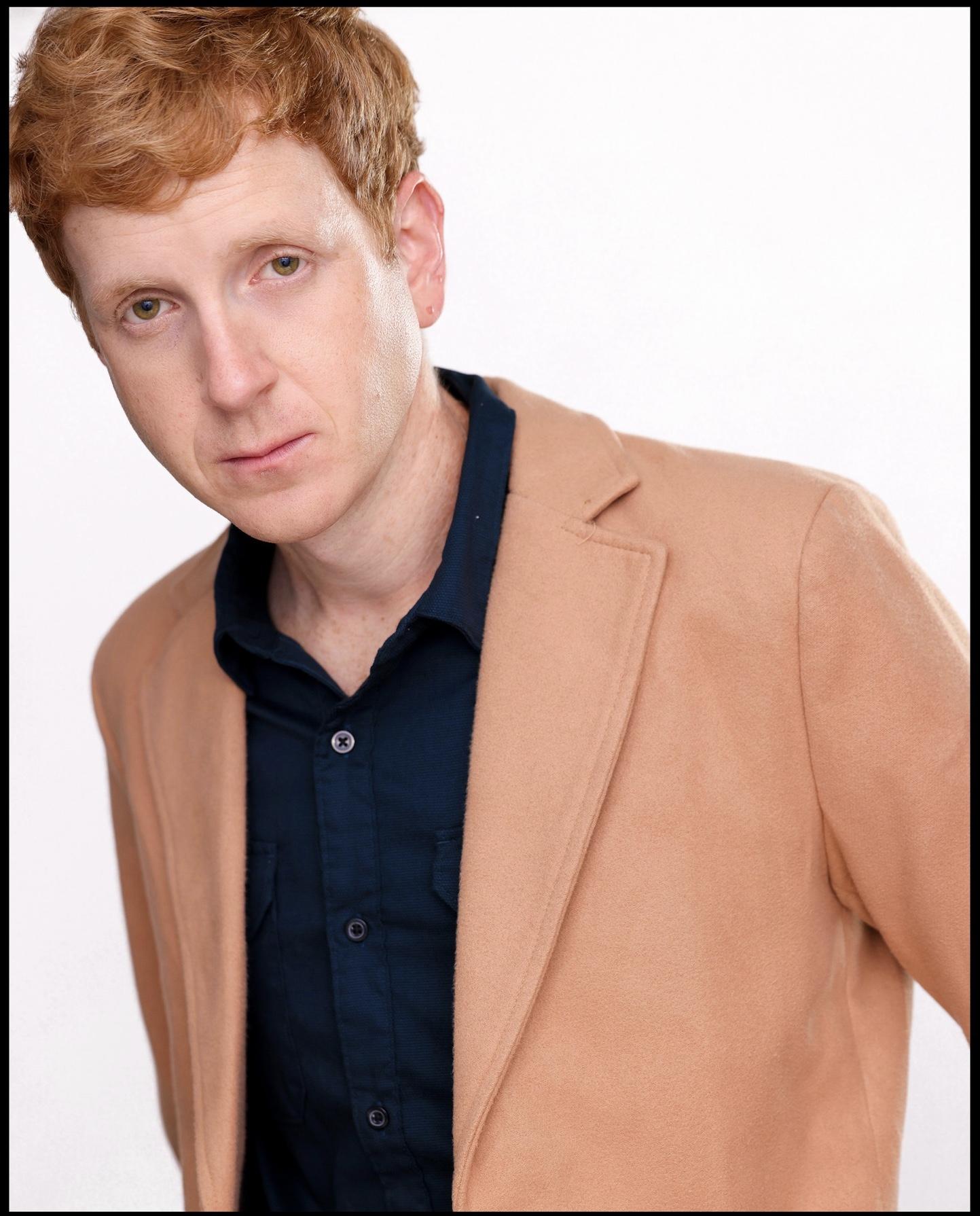 actor Kevin Olliff large photo