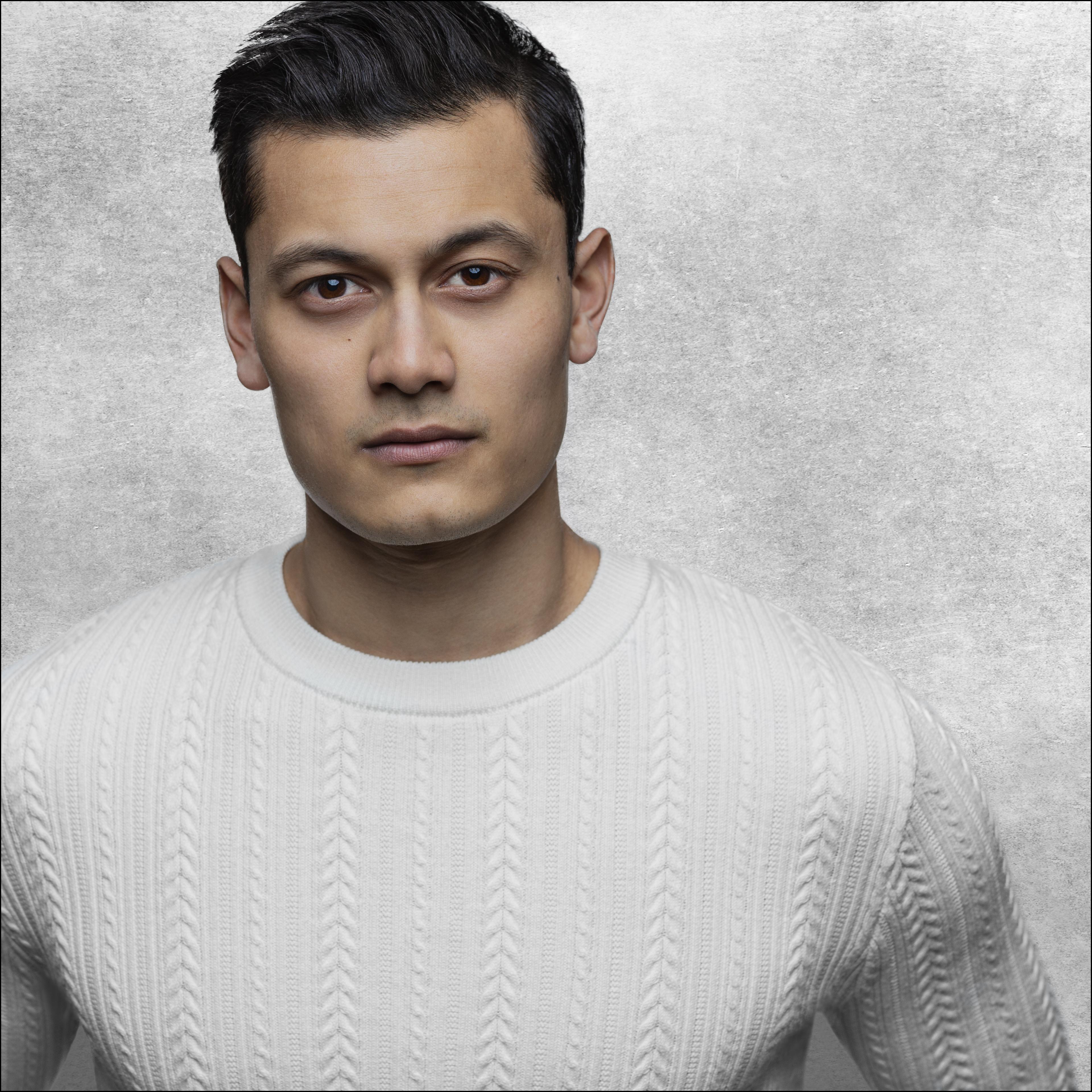 actor Matt Barkley large photo