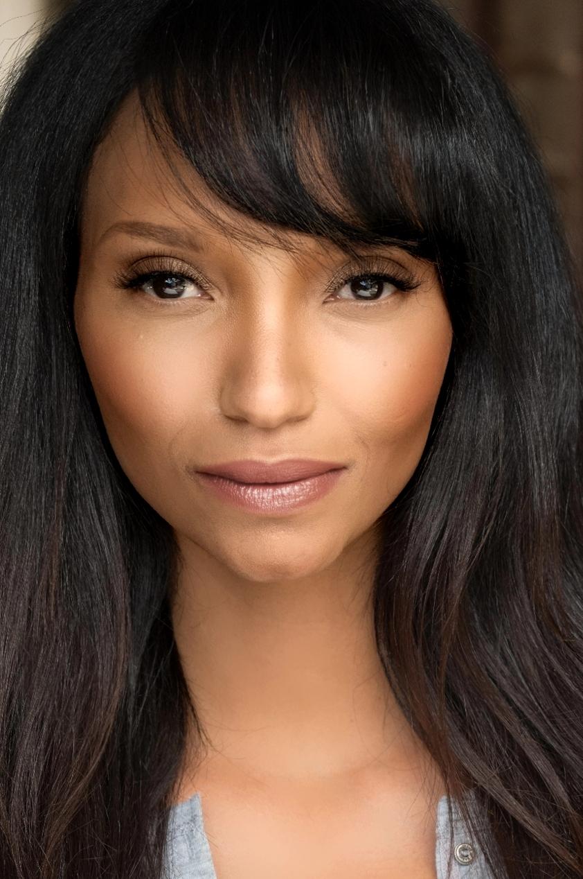 actor Veronica Berry large photo