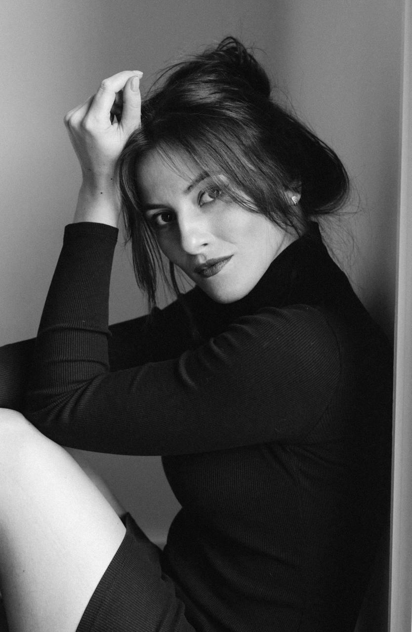 actor Mariia Mytrofanova large photo