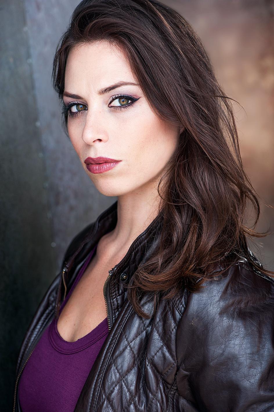 actor Brooke Heatley large photo