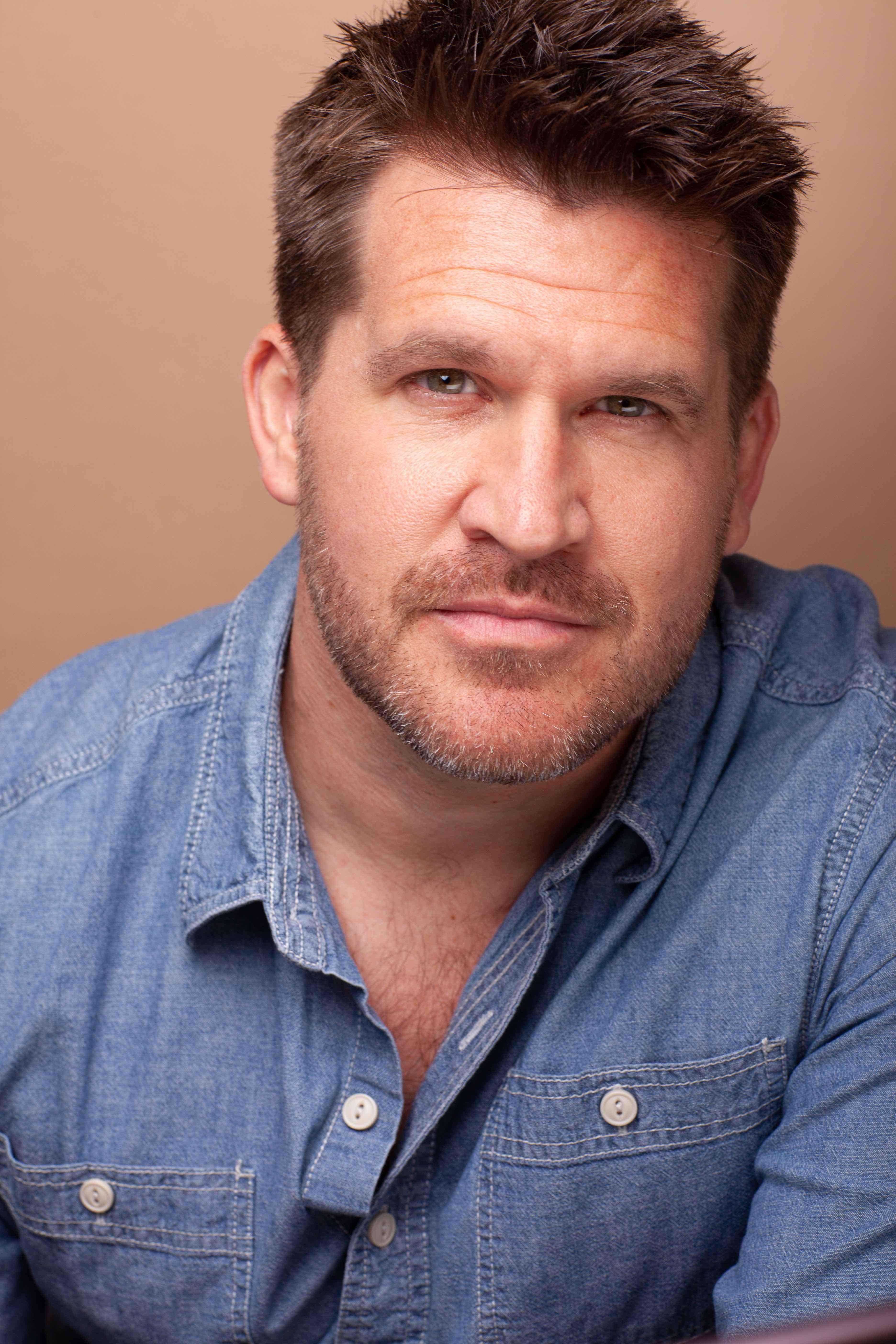 actor Brent Alan Henry large photo