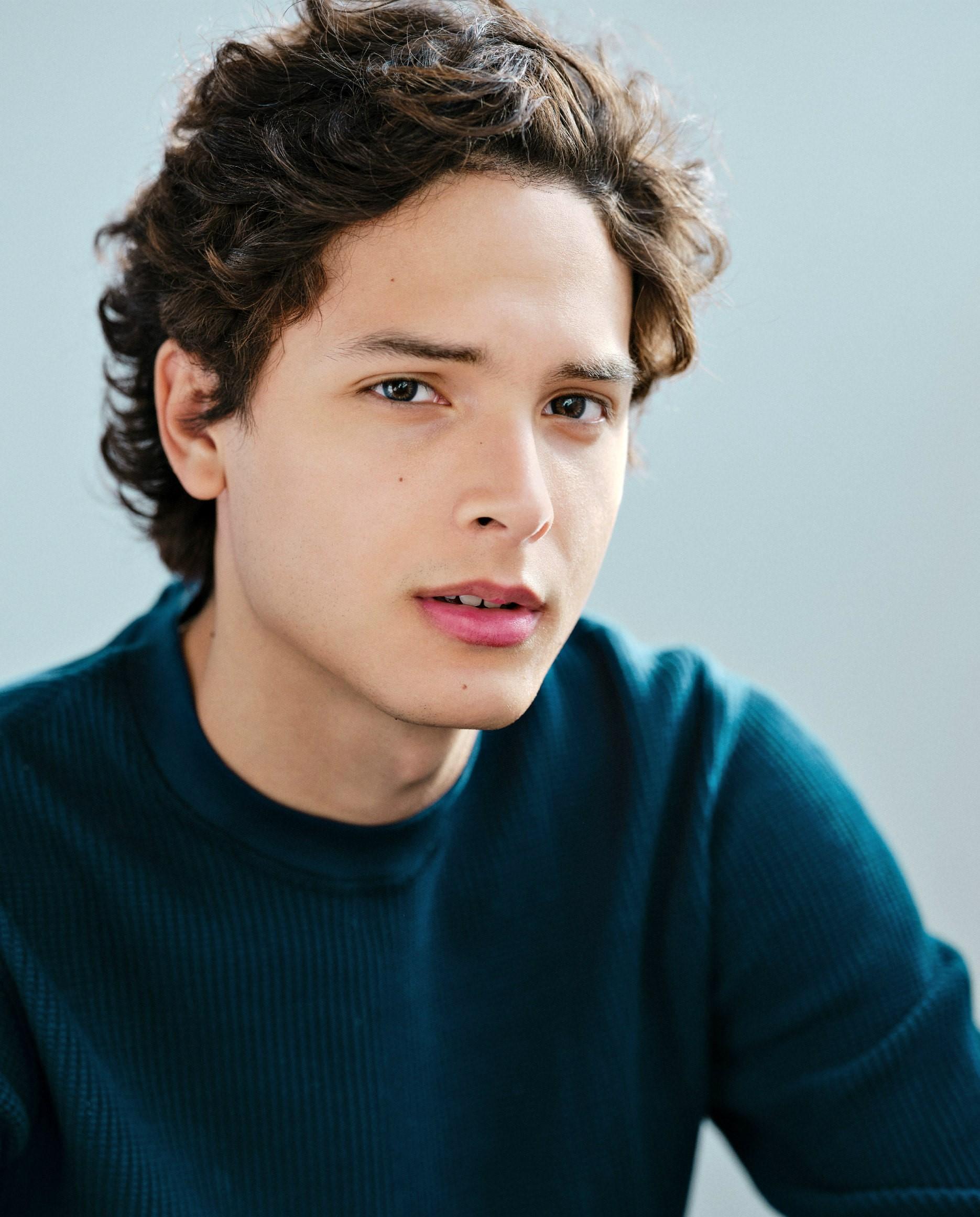 actor River Alexander large photo