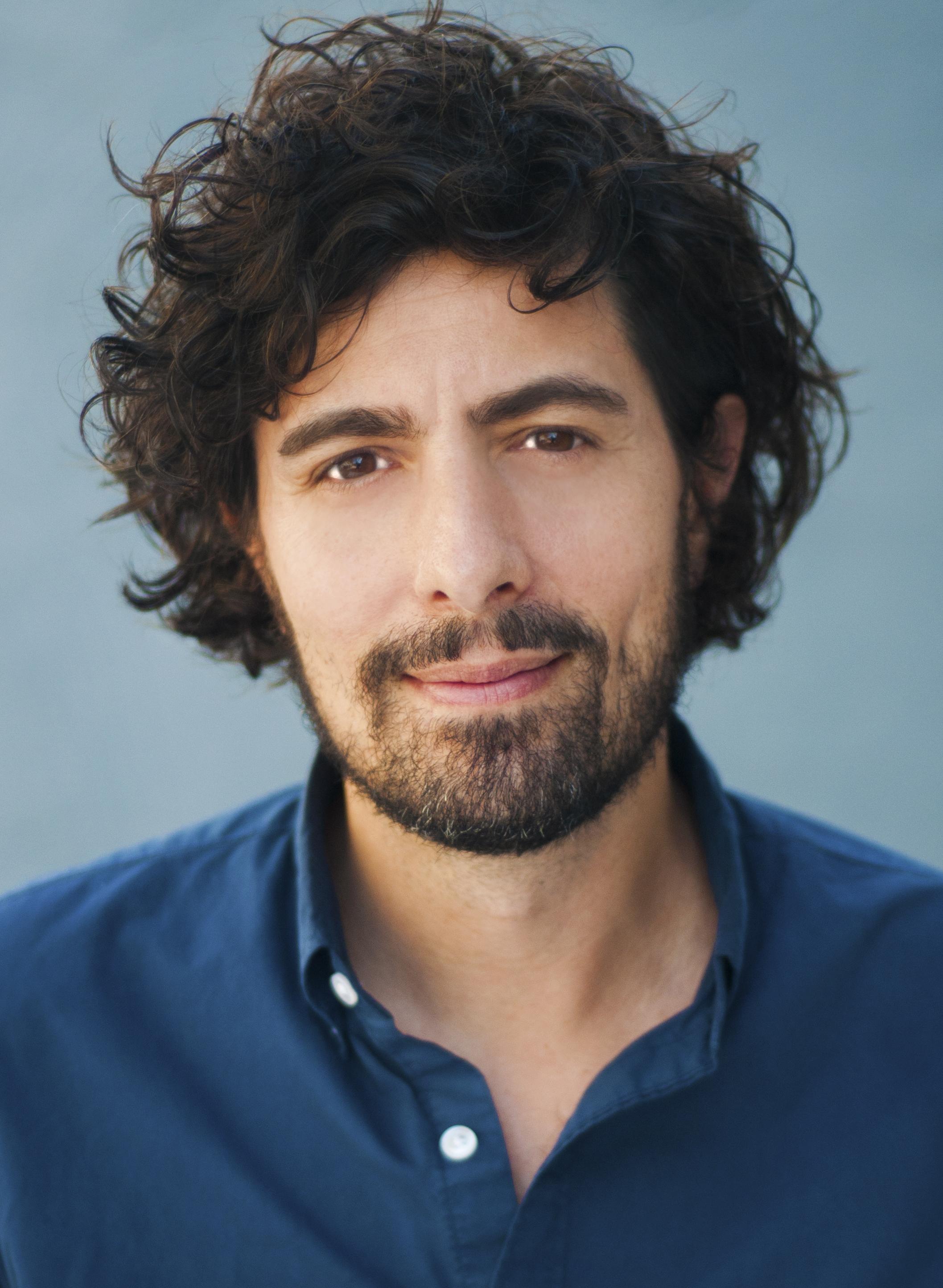 actor Dan Crane large photo