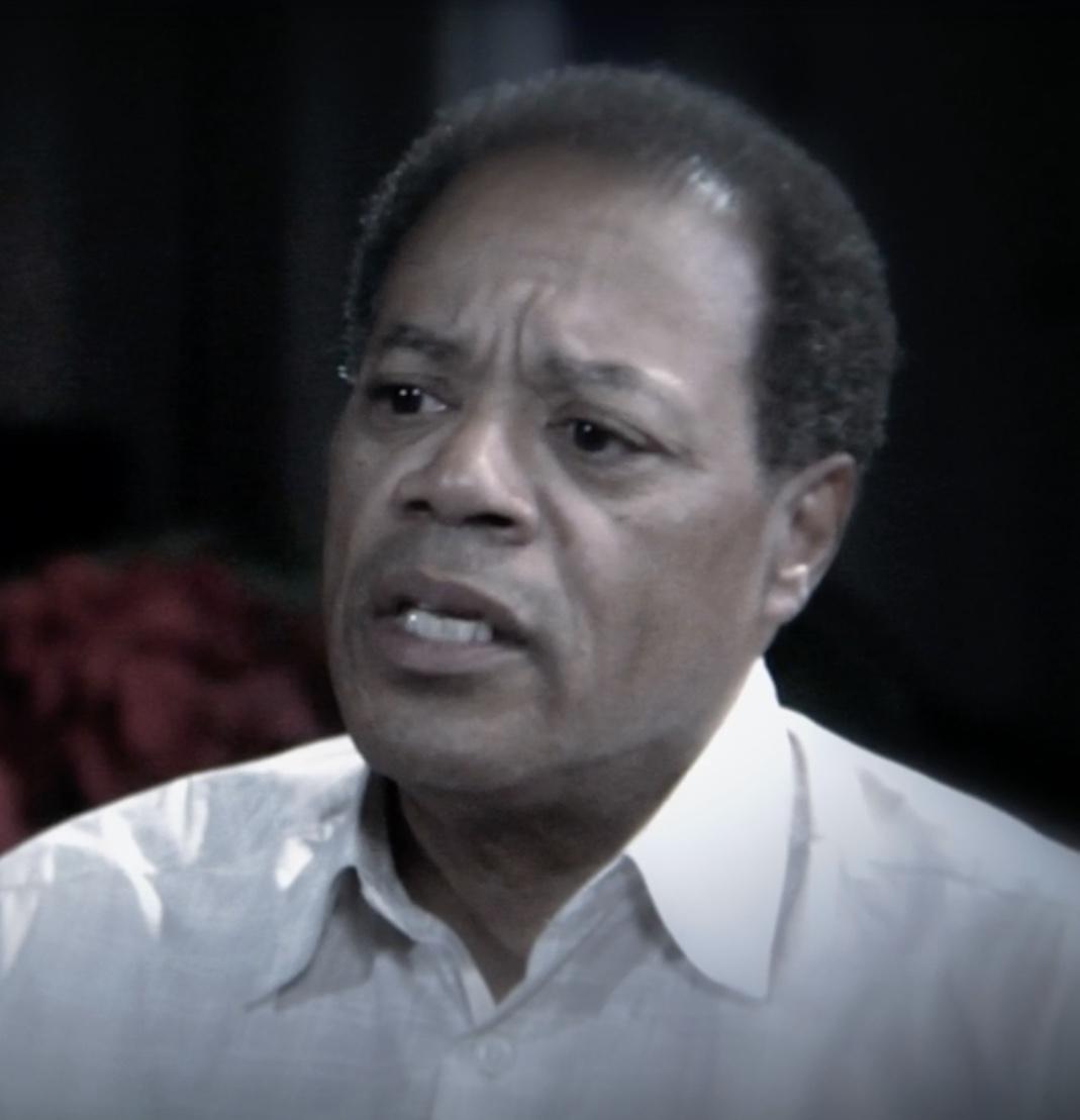 actor Stephen Broden large photo