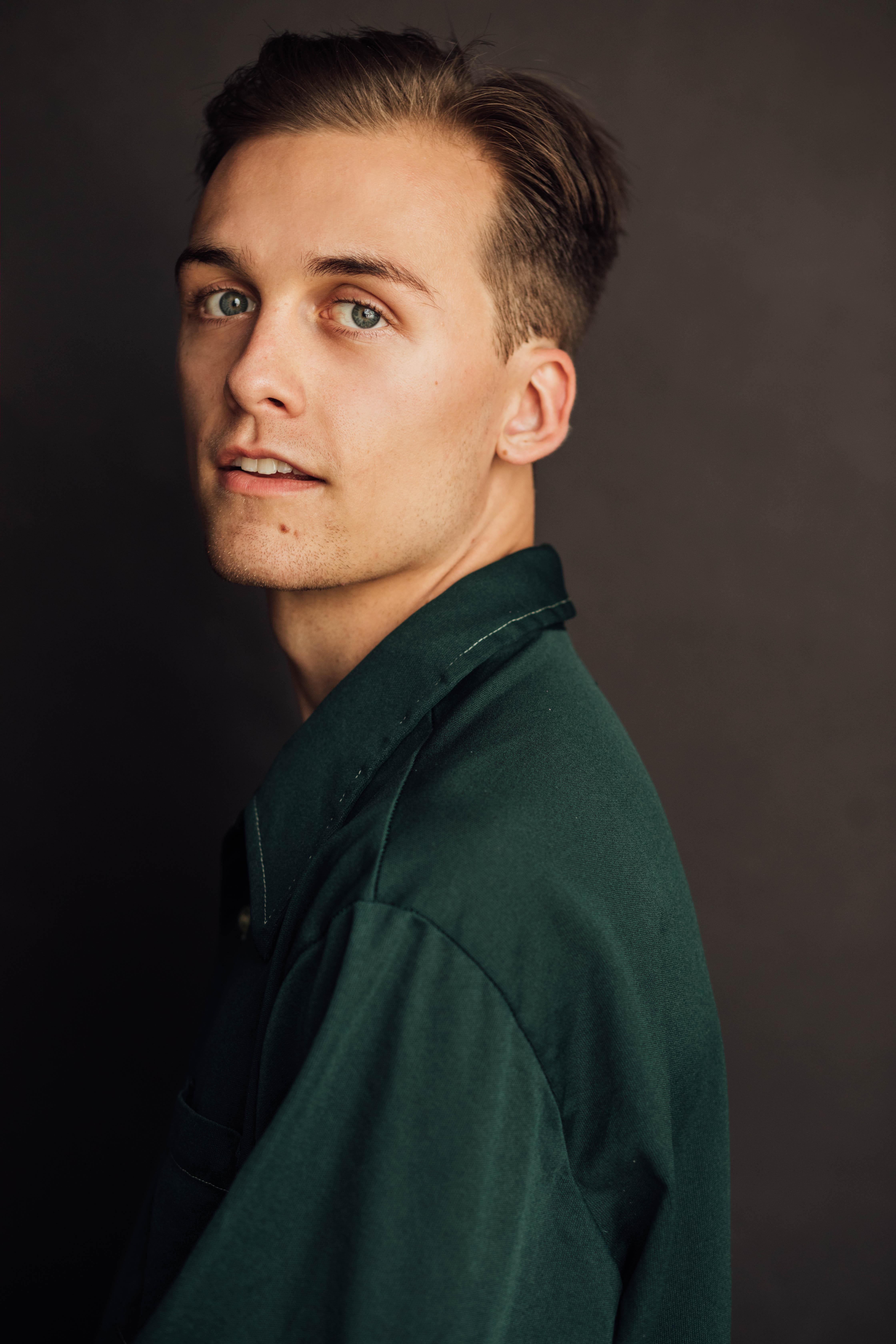 actor Jake Shannon large photo