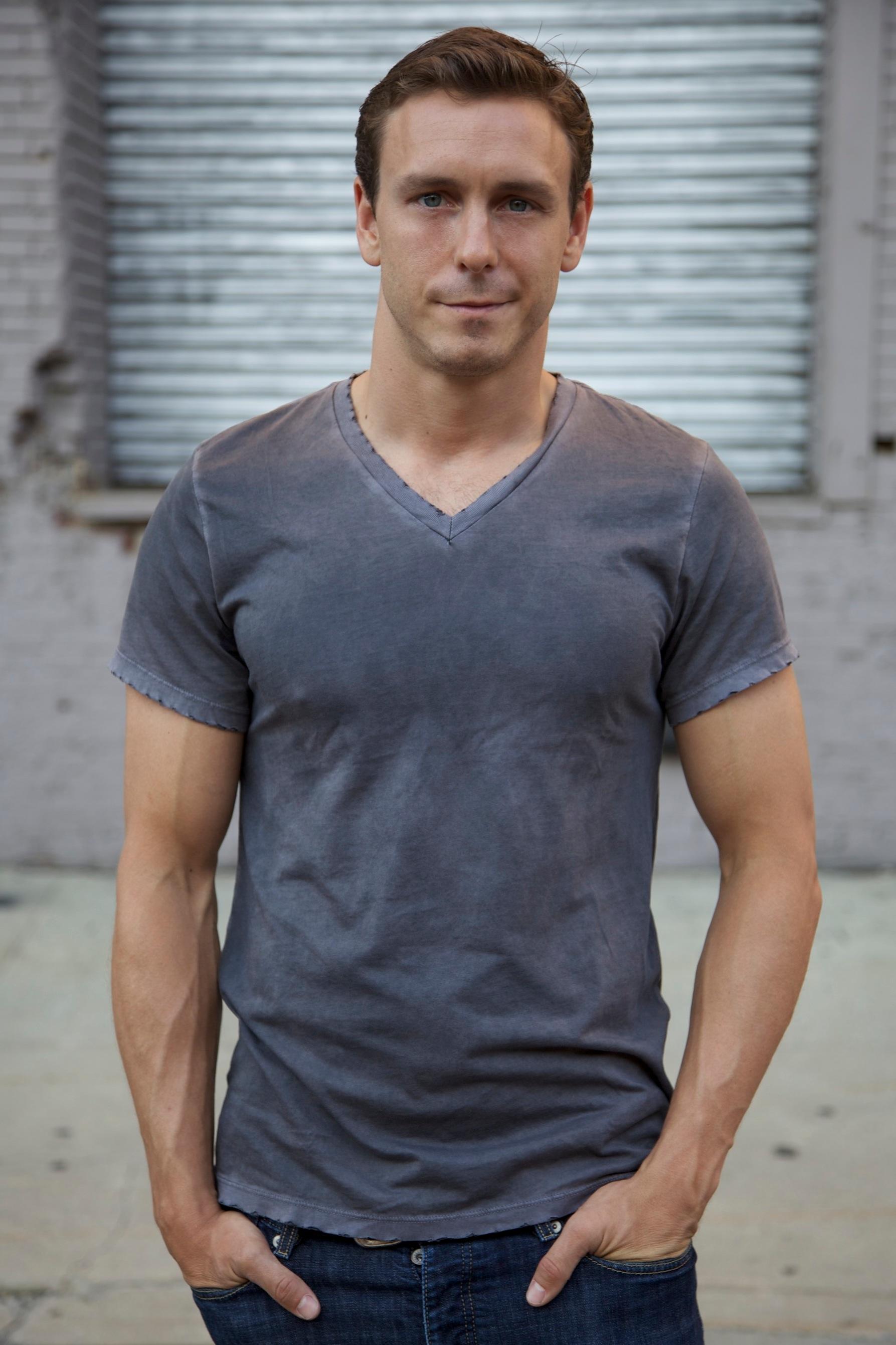 actor Mark Fichera large photo