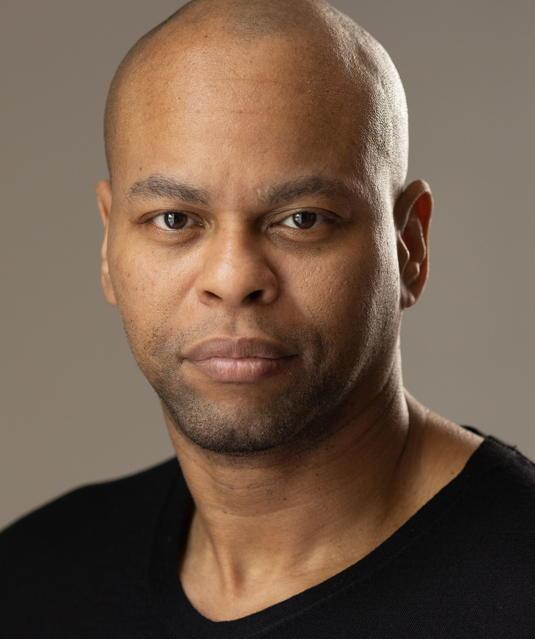 actor Donnie Clark large photo