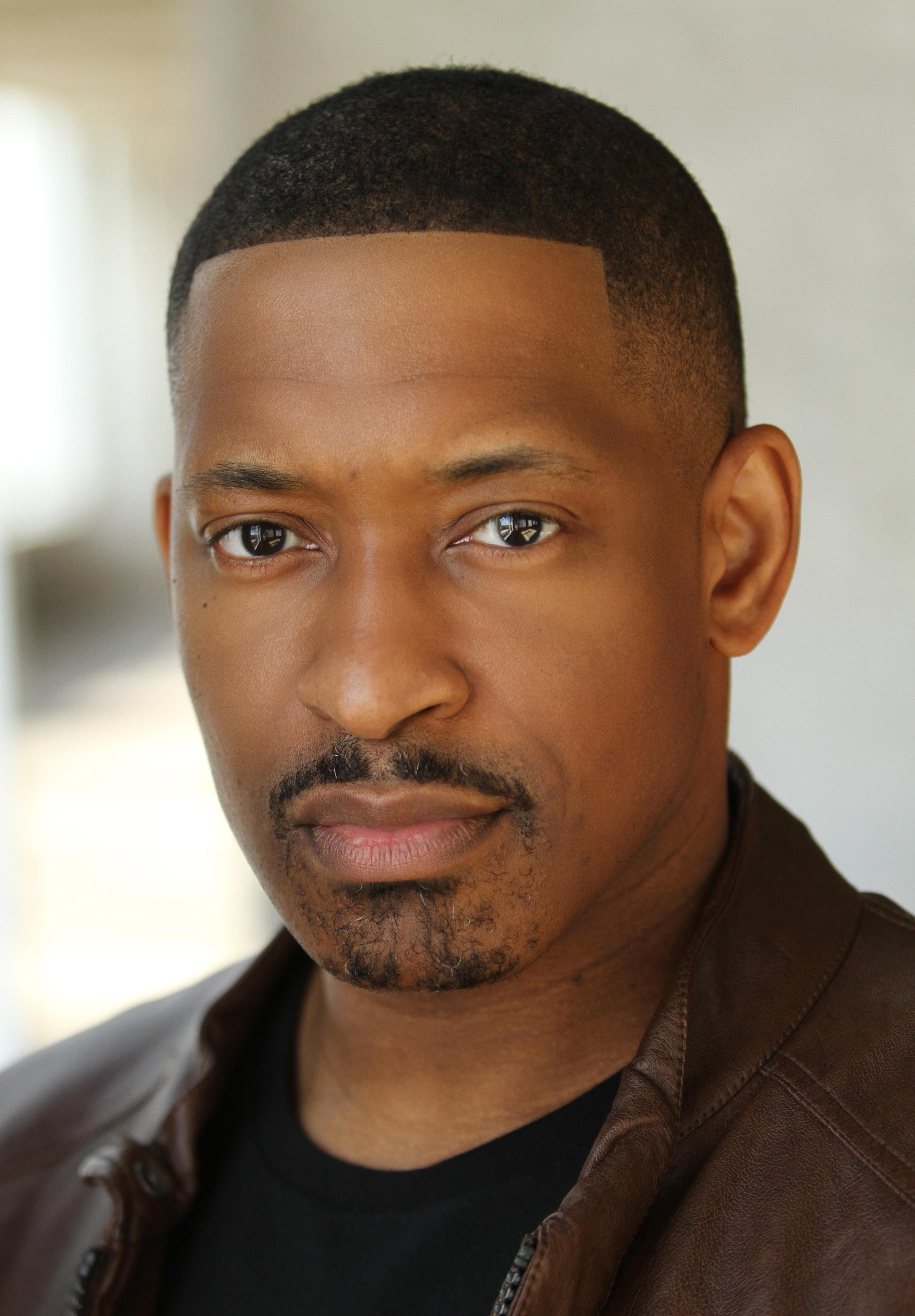 actor Donald Ross Jr. large photo