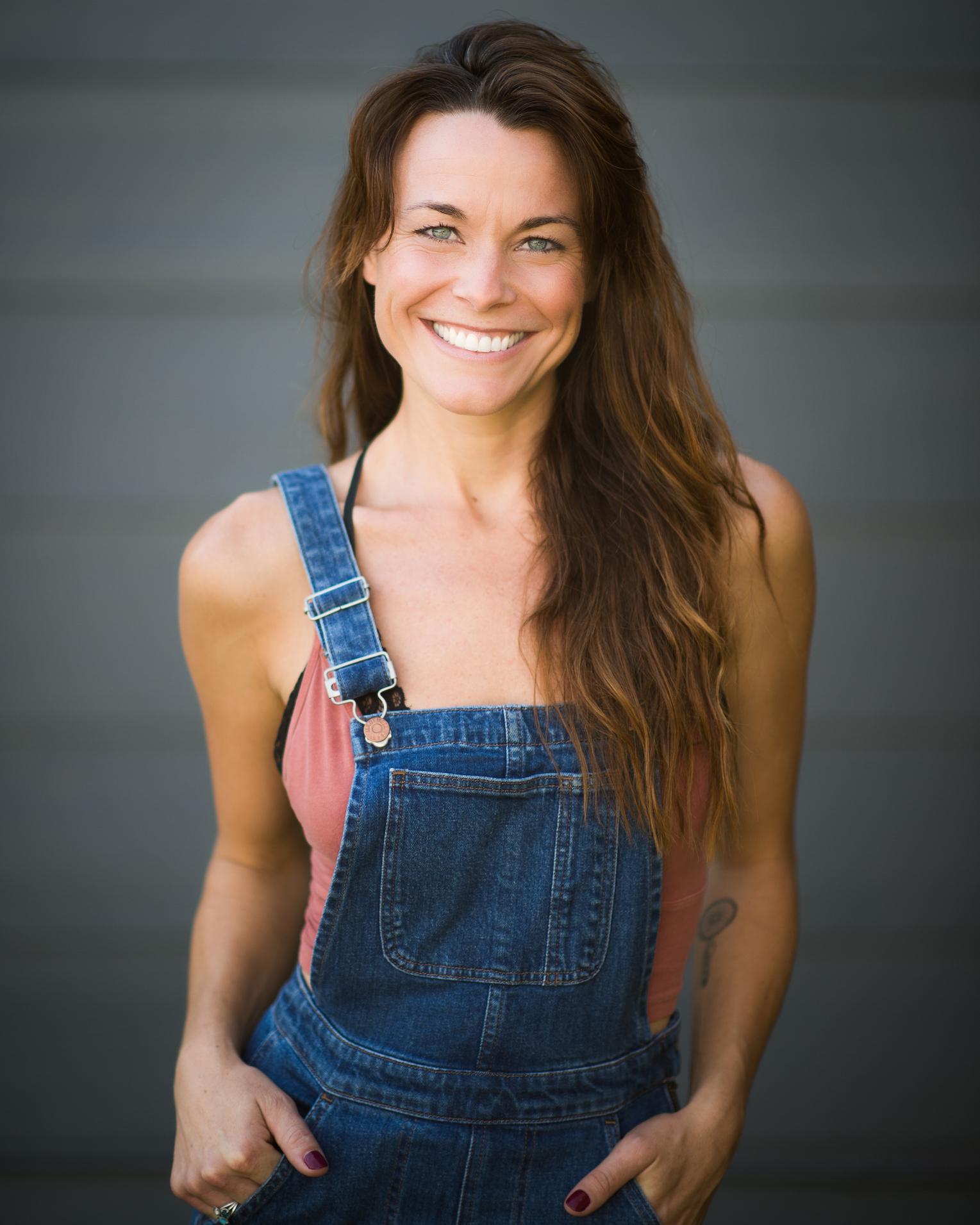 actor Jennifer Sydney large photo