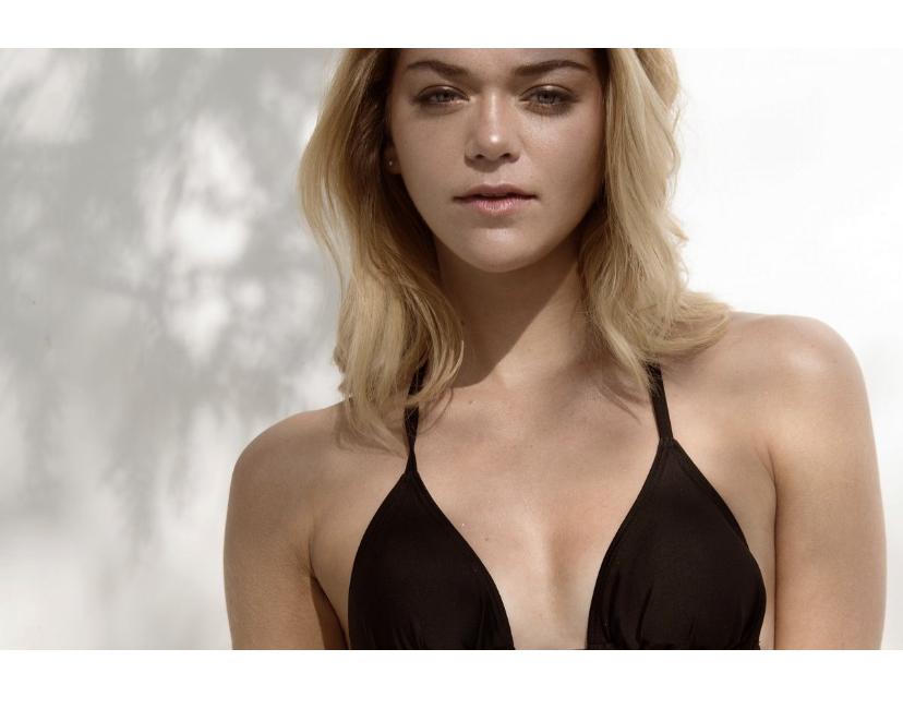 actor Kelly Swint large photo