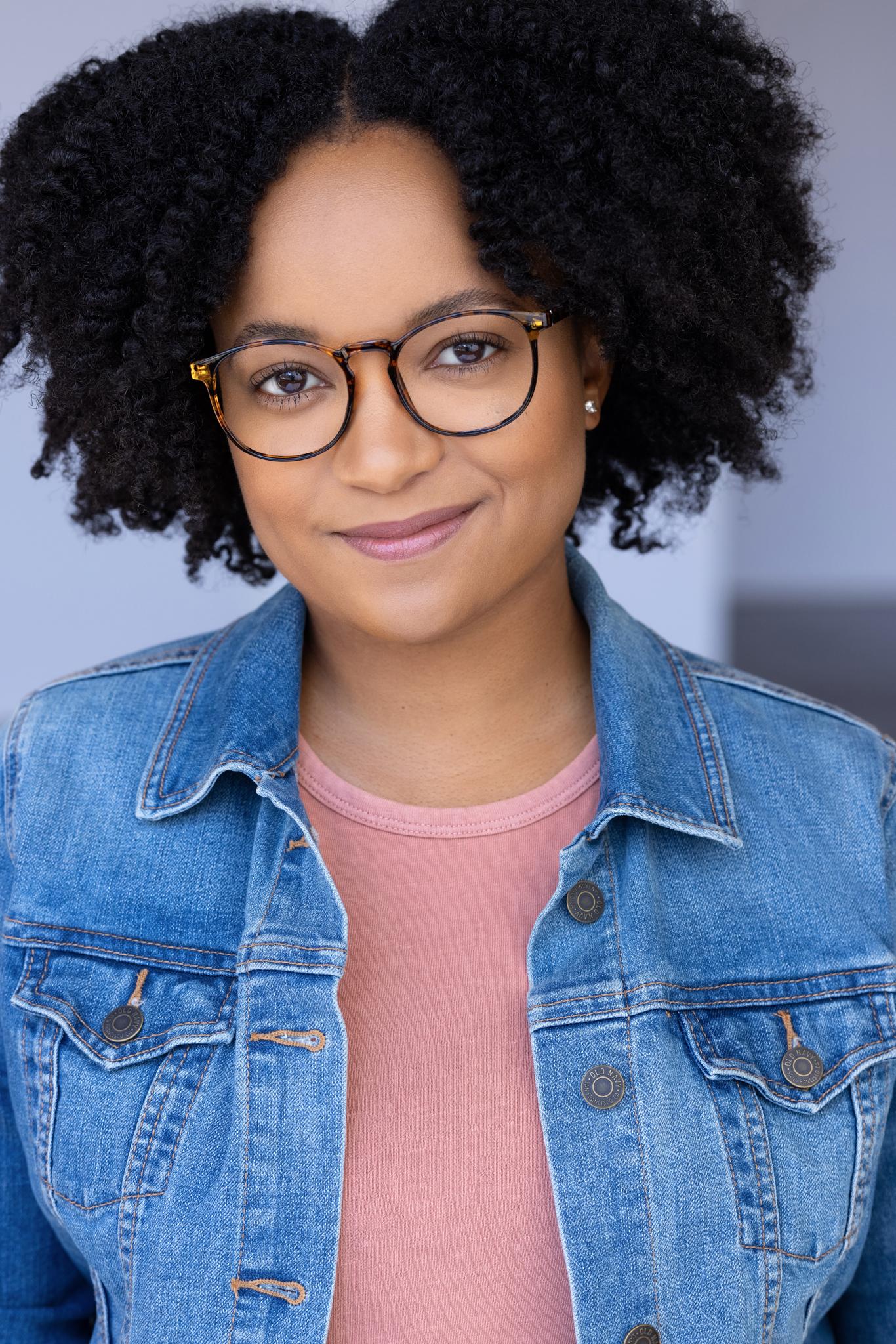 actor Kristen Hallom large photo