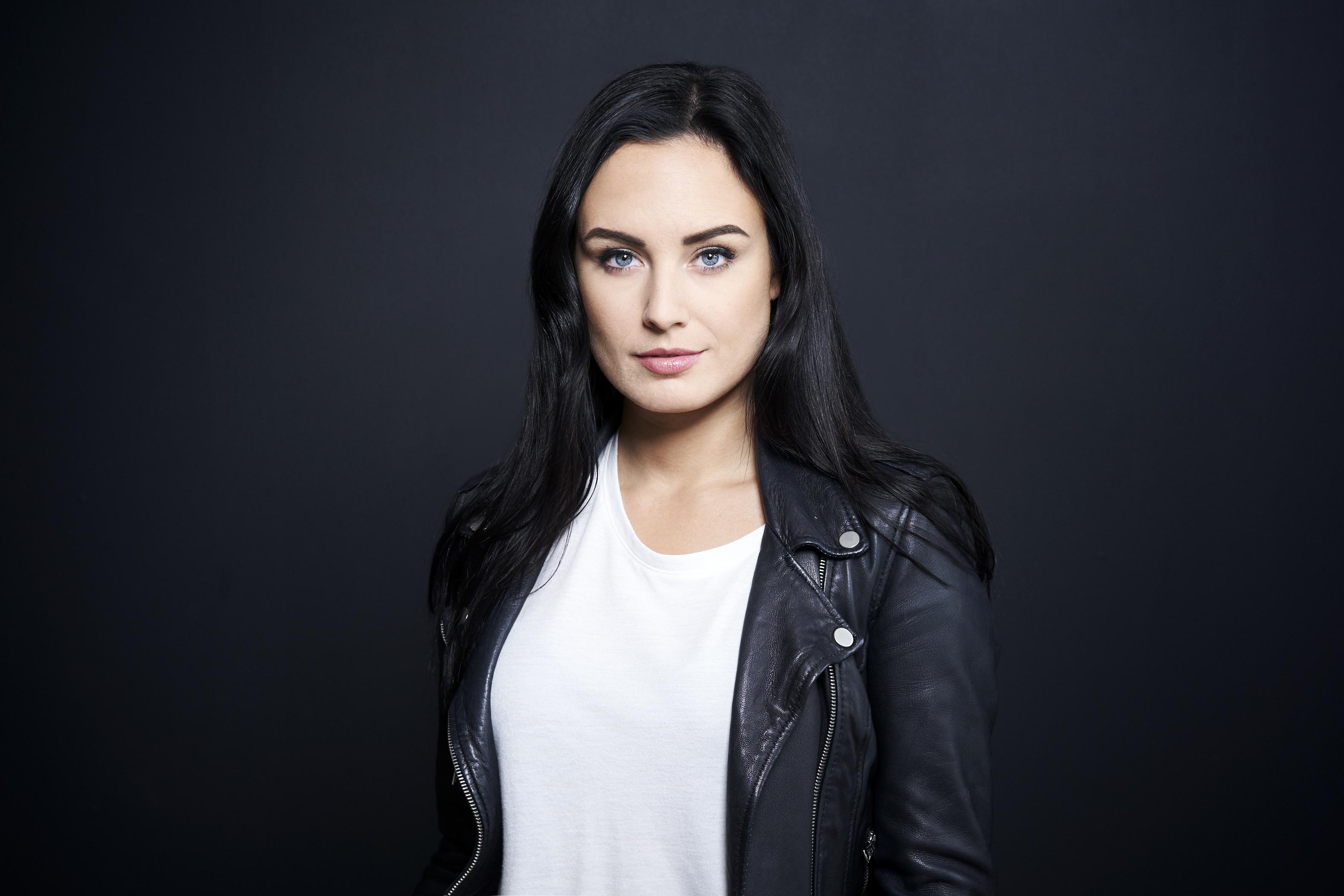 actor Amanda Thomson large photo