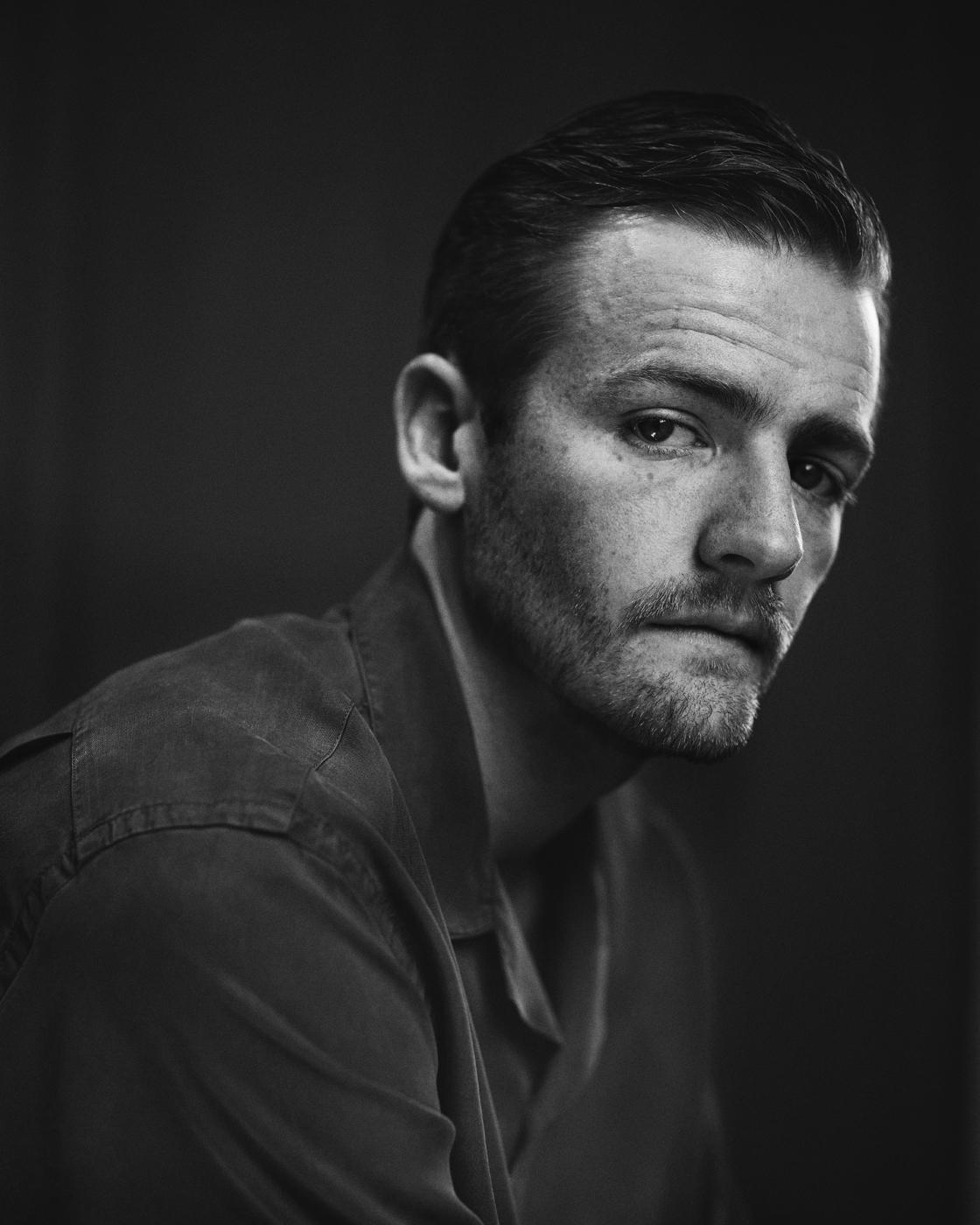 actor Michael Guest large photo