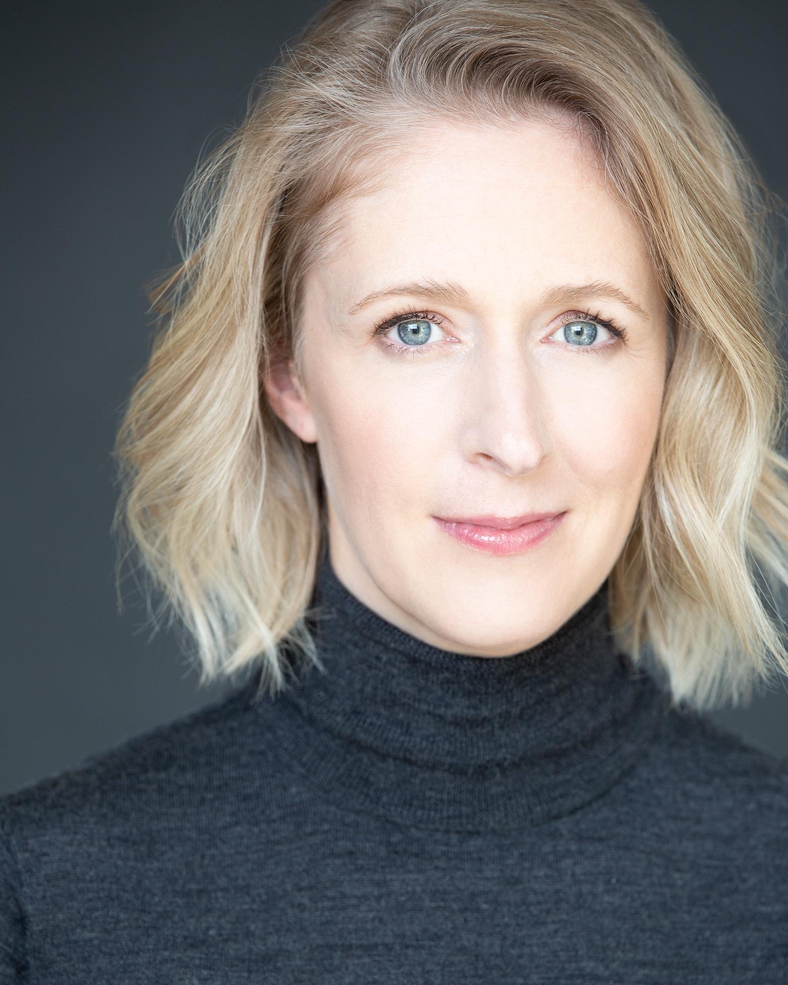 actor Martha Girvin large photo