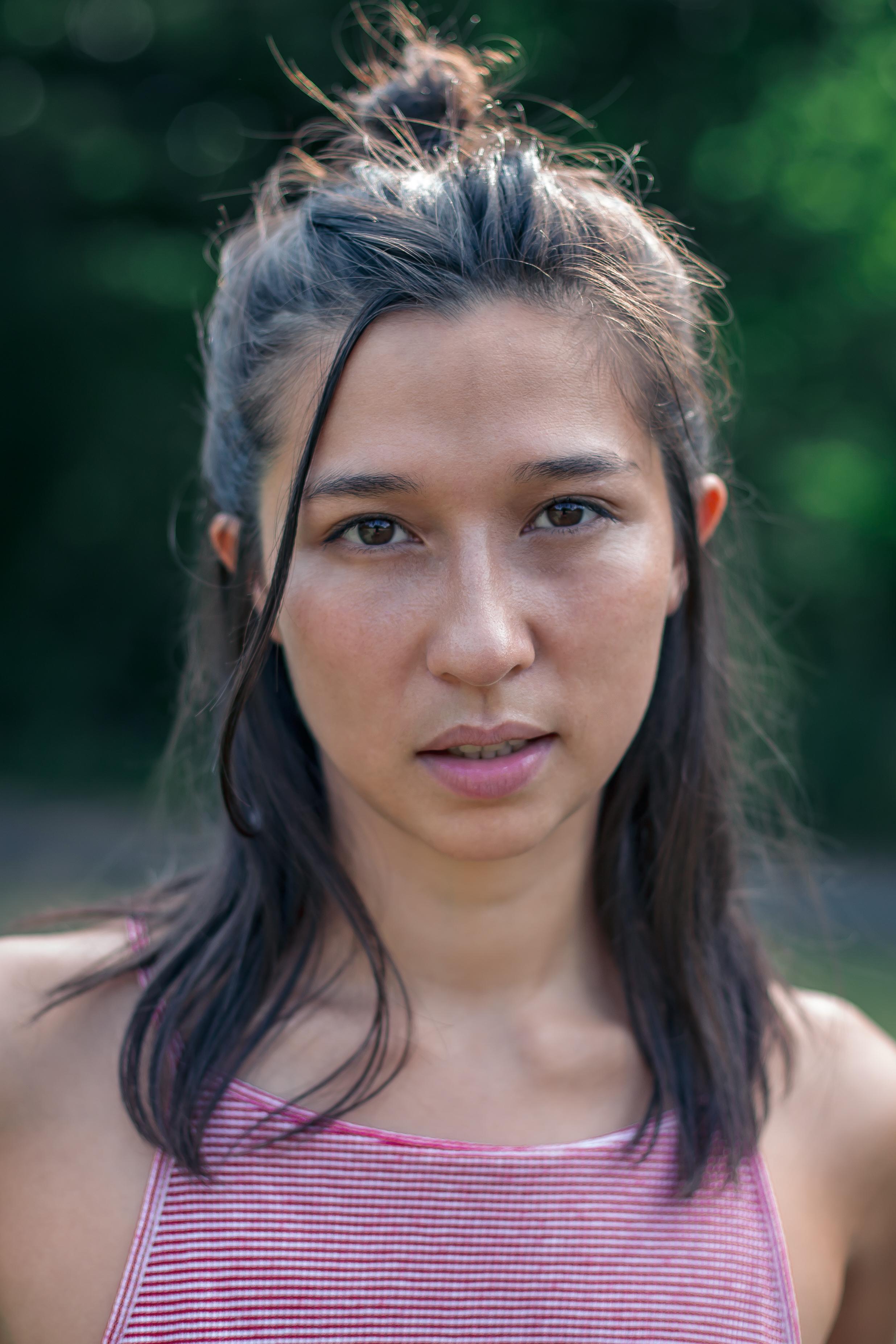 actor Aoife Hinds large photo