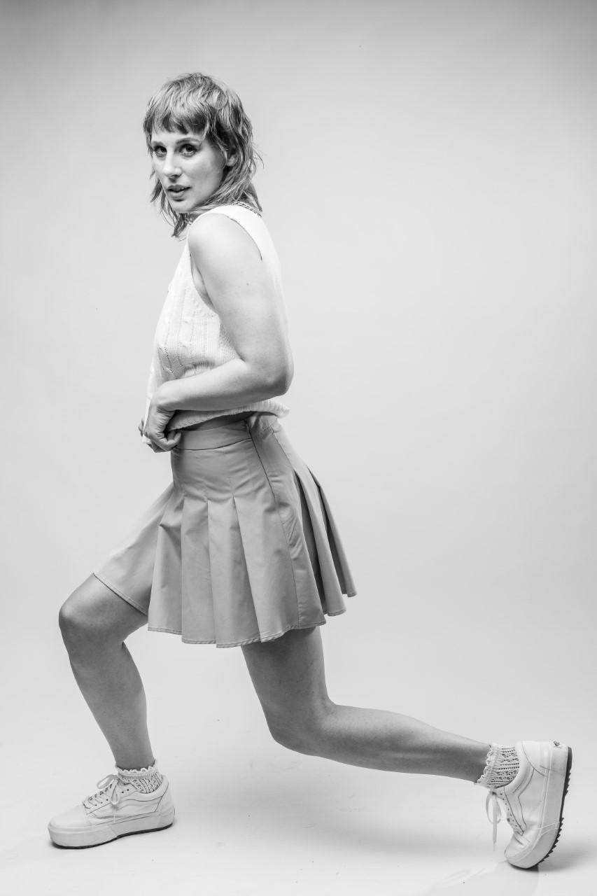 actor Leah Beaudry large photo