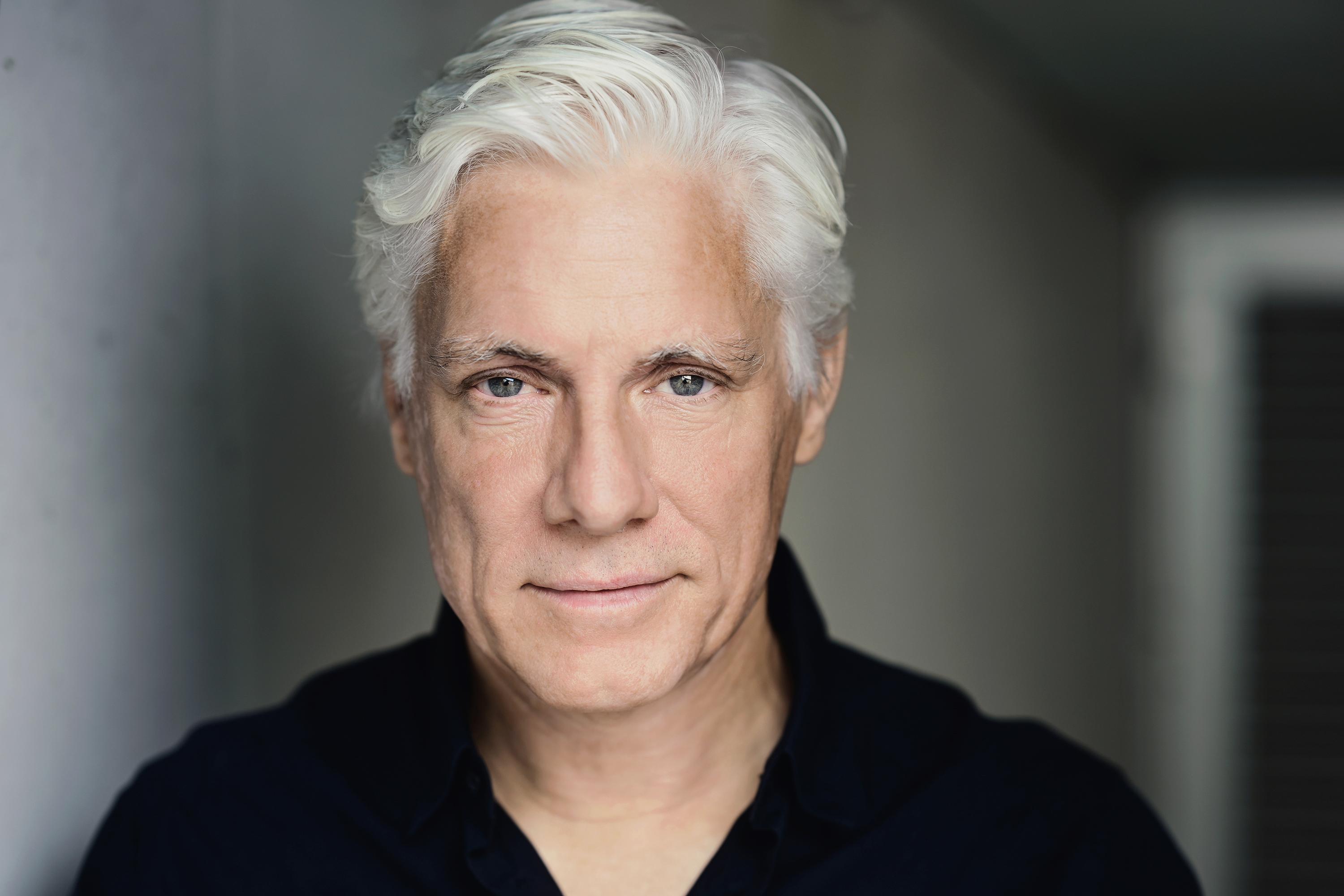 actor Philippe Brenninkmeyer large photo