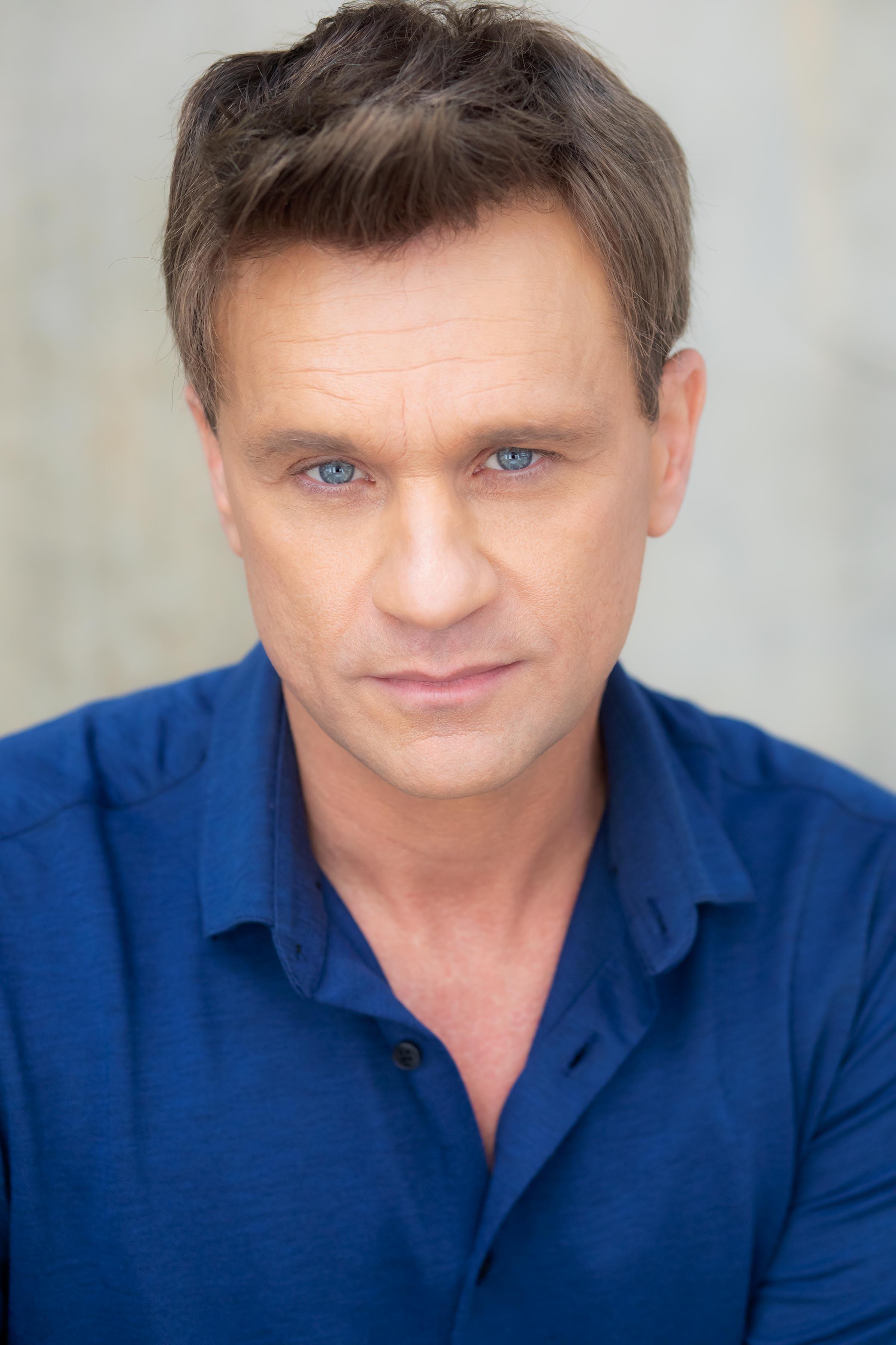 actor Scott DeFalco large photo