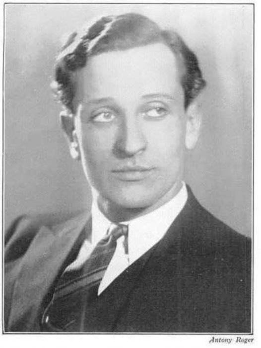 actor Warren Jenkins large photo