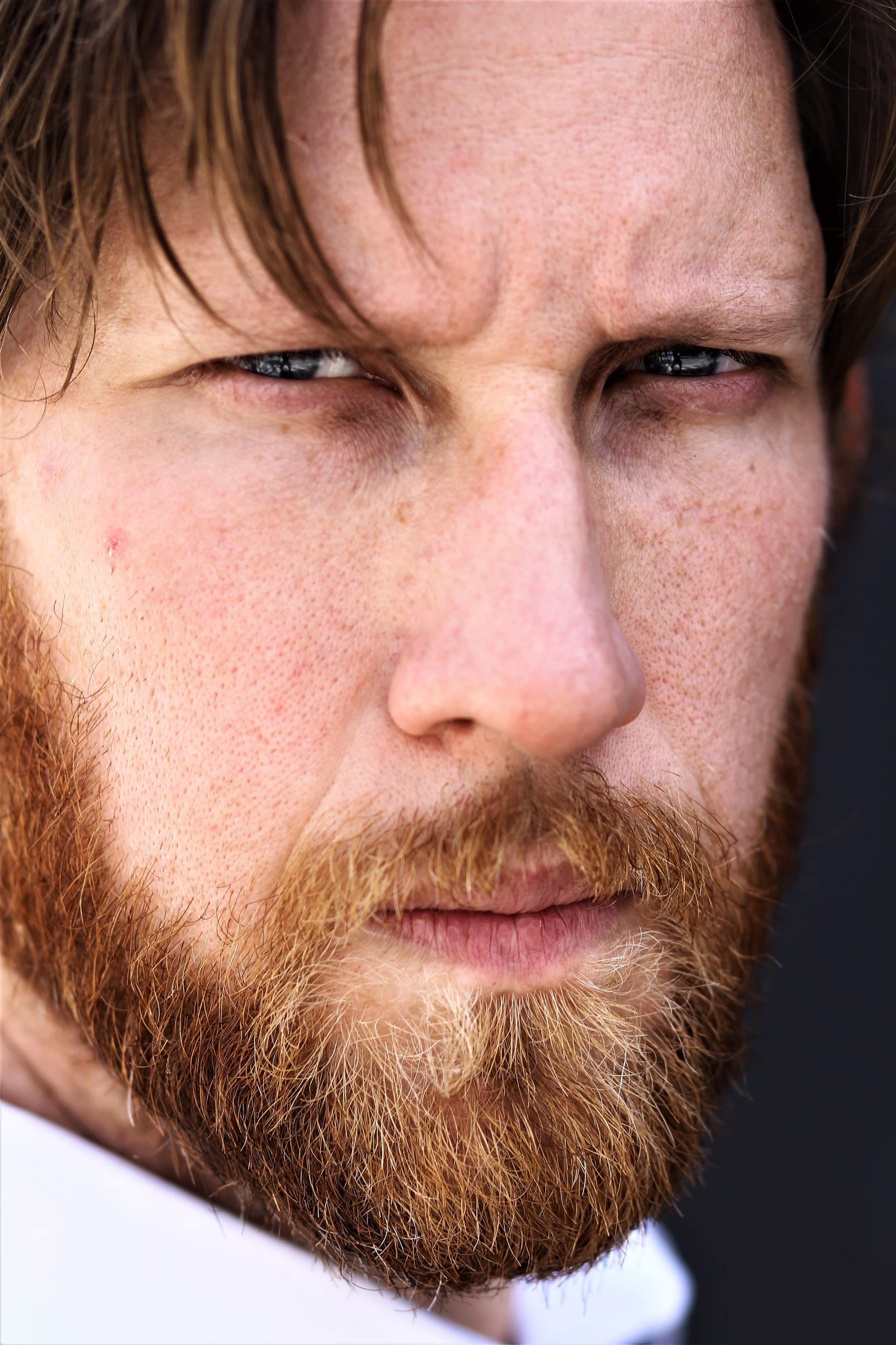 actor Michael Vitovich large photo