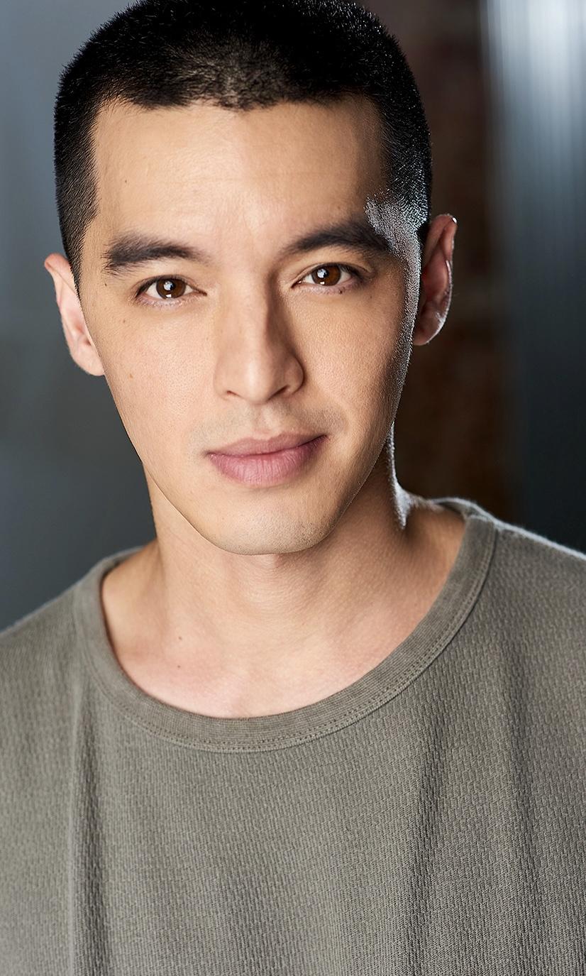 actor Carlin James large photo