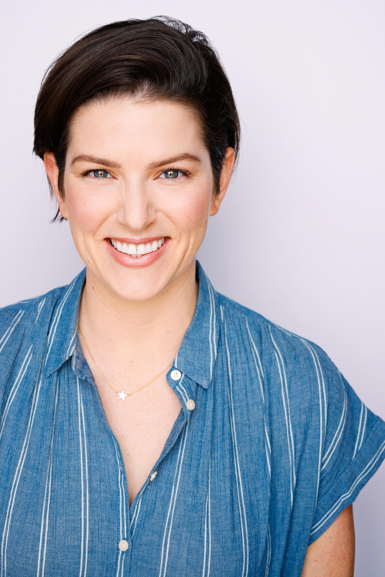 actor Caity Ware large photo