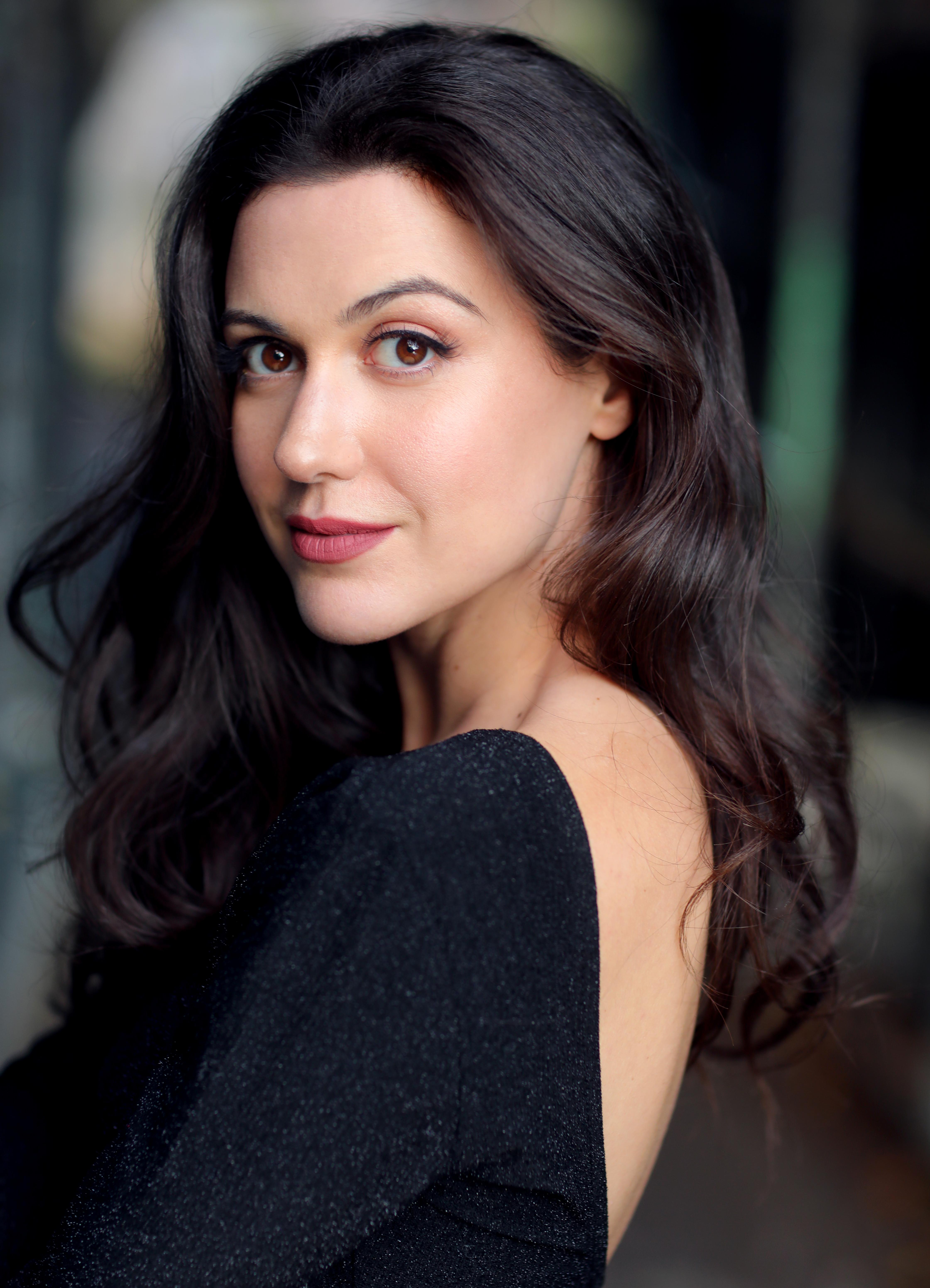 actor Hana Sofia Lopes large photo